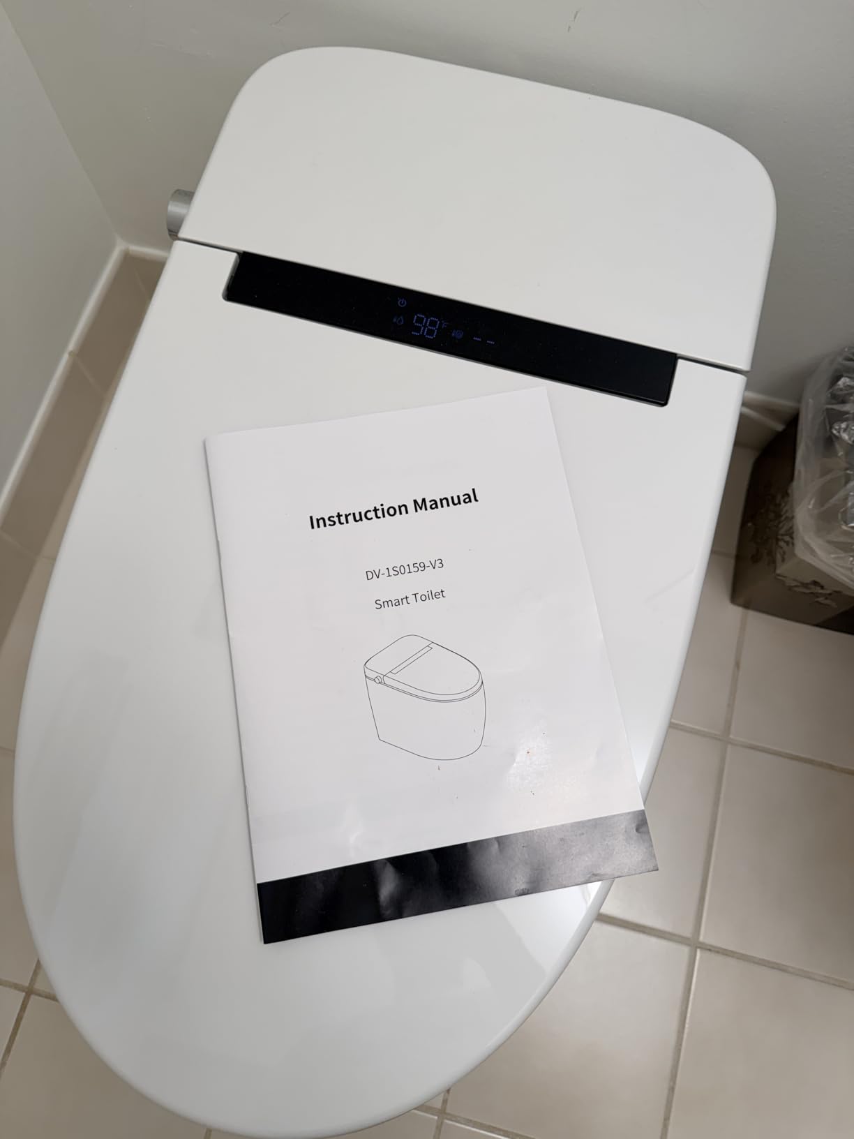 DeerValley Luxury Smart Toilet with Bidet Built in Bubble Wash, Auto Open/Close Lid Water Filter Instant Heated Seat Dryer, Soft-Close Modern Japanese One-Piece Toilet with Night Light for Bathrooms customer photo 1