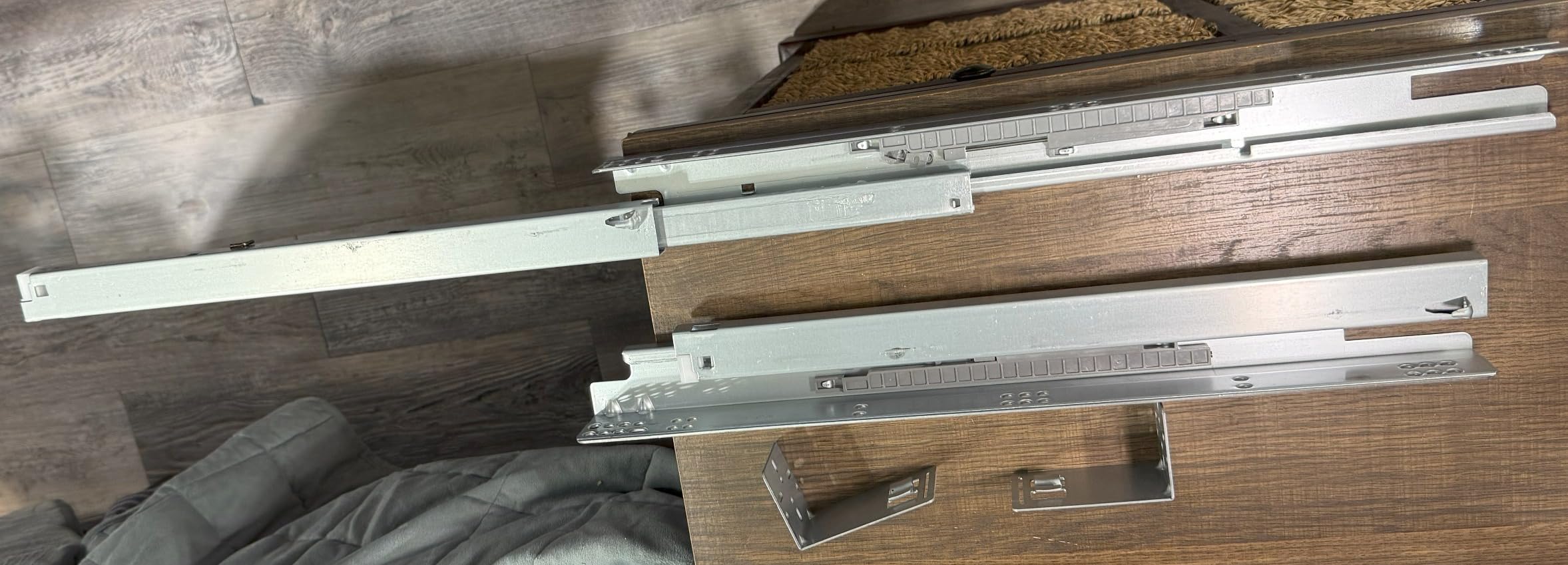 LONTAN Undermount Soft Close Drawer Slides 21 Inch Hidden Bottom Mount Full Extension Cabinet Rails with Rear mounting Bracket and Locking Devices 1 Pair Concealed Drawer Runners 100lb Load Capacity customer photo 1