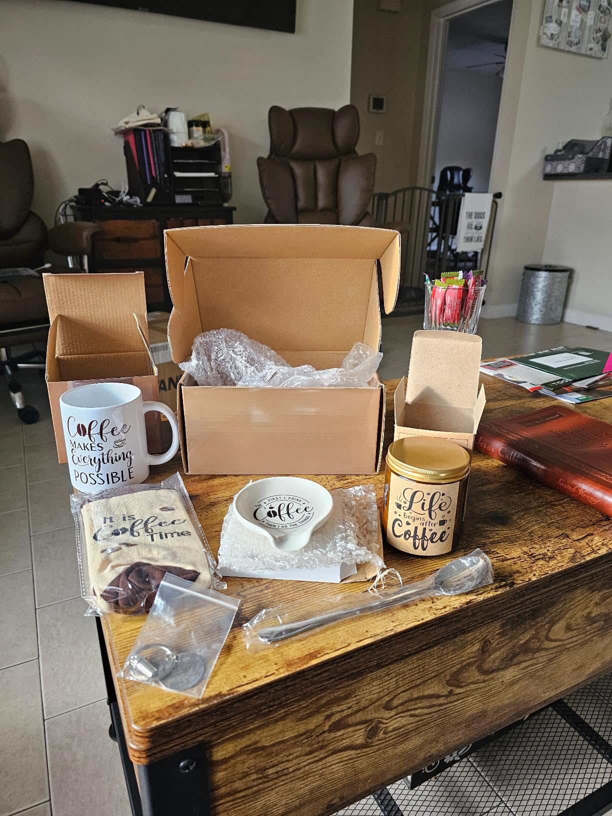 Coffee Gifts, 6PCS Coffee Gift Basket, Coffee Lover Gift Set Includes Coffee Mug Spoon Rest Holder Coffee Socks Keychain, Birthday Christmas Gift for Women Men Coffee Lover Friends customer photo 2