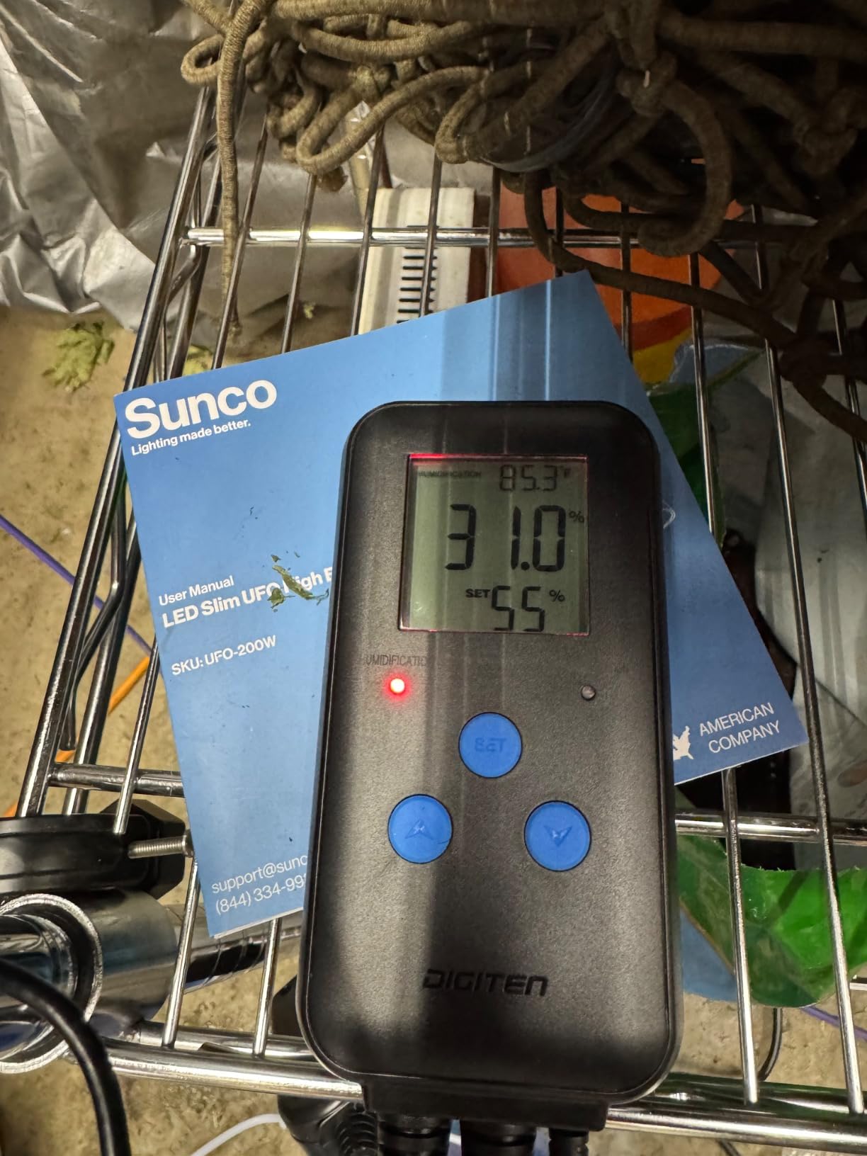 Digital Humidity Controller, Pre-Wired Humidity Controlled Dual Stage Outlets for Mushroom Growing, Reptile, Grow Tent, Humidifier/Dehumidifier customer photo 2