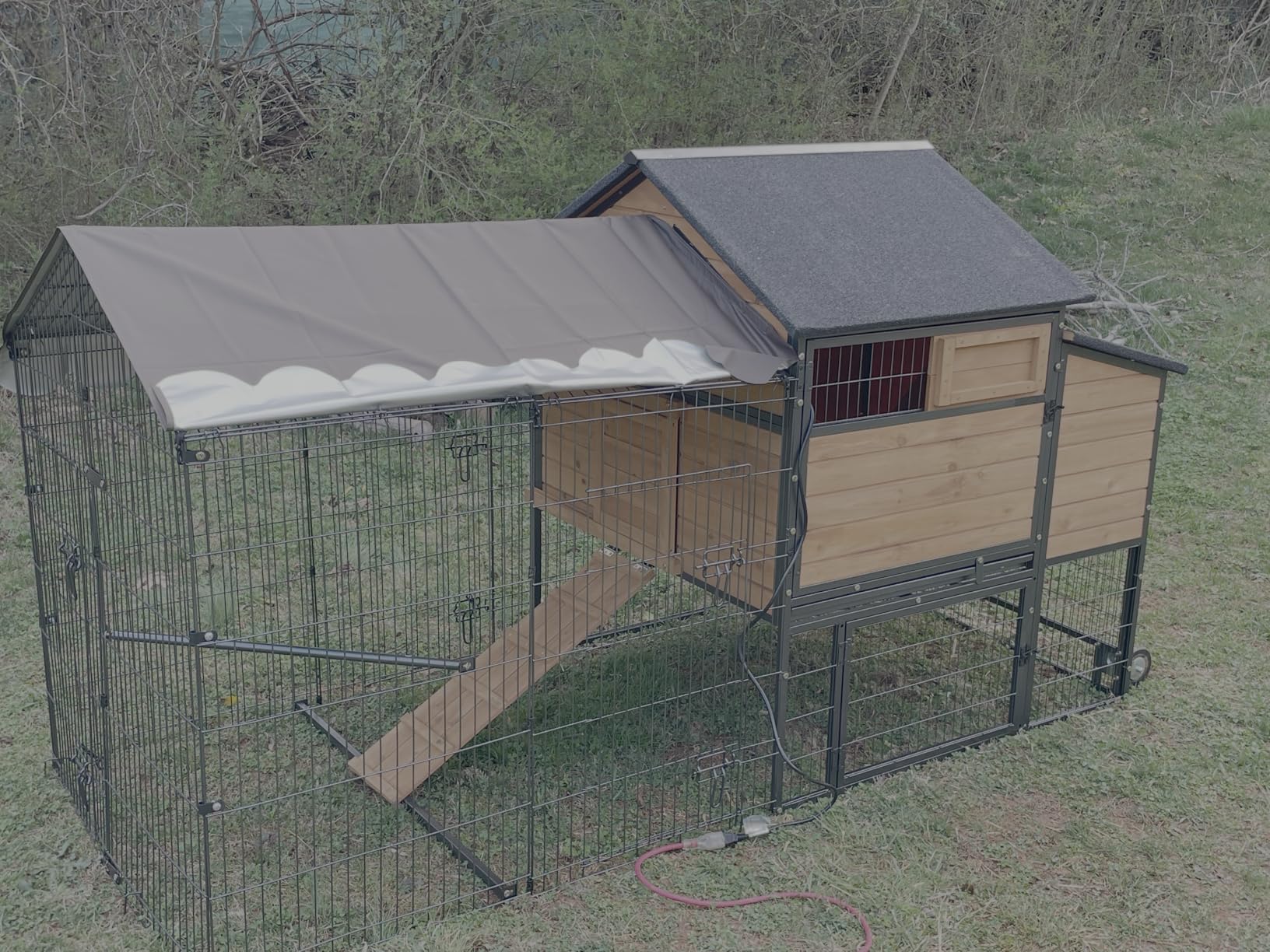 Mobile Chicken Coop with Wheels for 4-6 Chickens, Large Outdoor Hen House with Run, Weatherproof Asphalt Roof - Grey customer photo 2