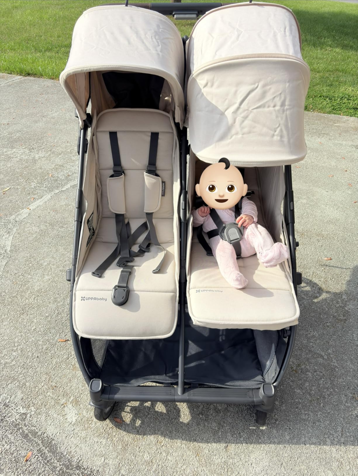 UPPAbaby Minu Duo Side-by-Side Double Stroller - Lightweight + Compact Design for Travel - Easy Fold- from Birth to Toddler - Independent Recline - Jake (Charcoal/Carbon Frame/Black Leather) customer photo 1