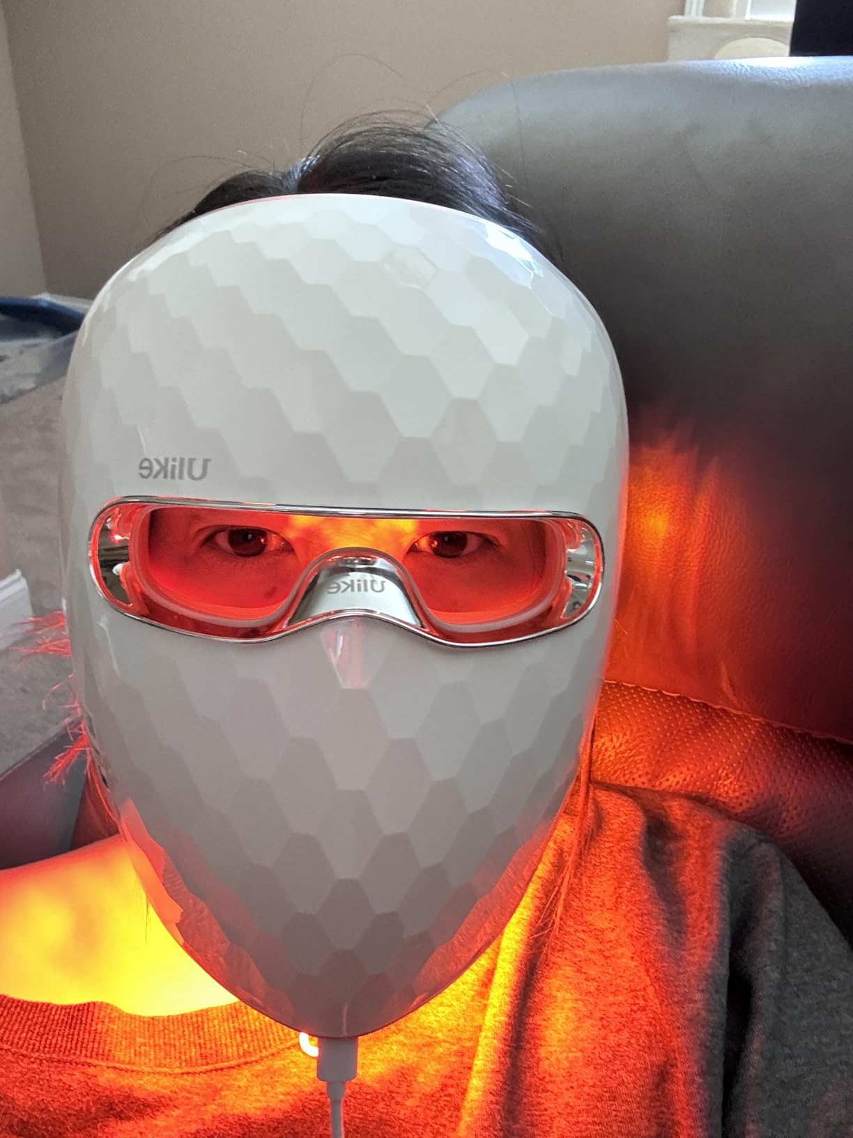 Ulike ReGlow LED Face Mask, Red Light Therapy for Face, Red, Blue, Yellow & Infrared Light Therapy for Acne & Anti-Ageing, Cordless, Remote Control, Eye Protection, Home Skincare Device for Women Wife customer photo 1