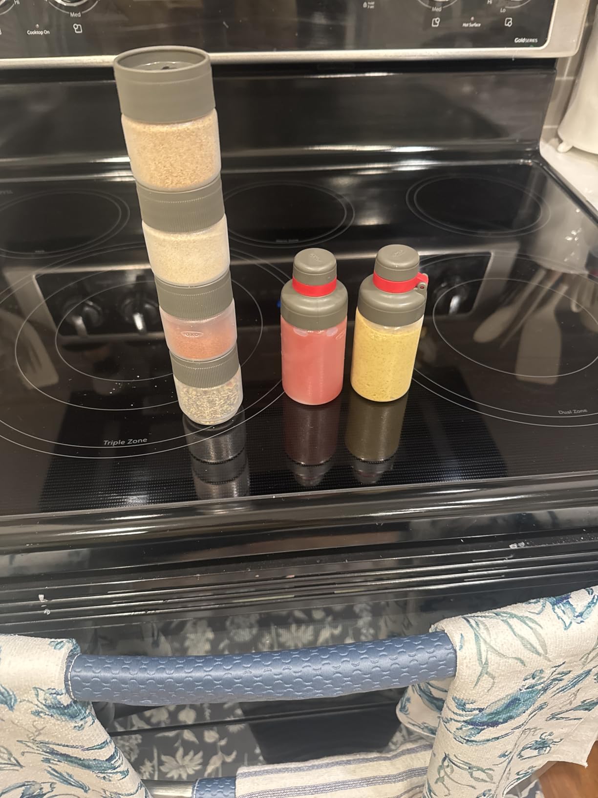OXO Outdoor 7-Piece Spice Shaker & Squeeze Bottle Set customer photo 1