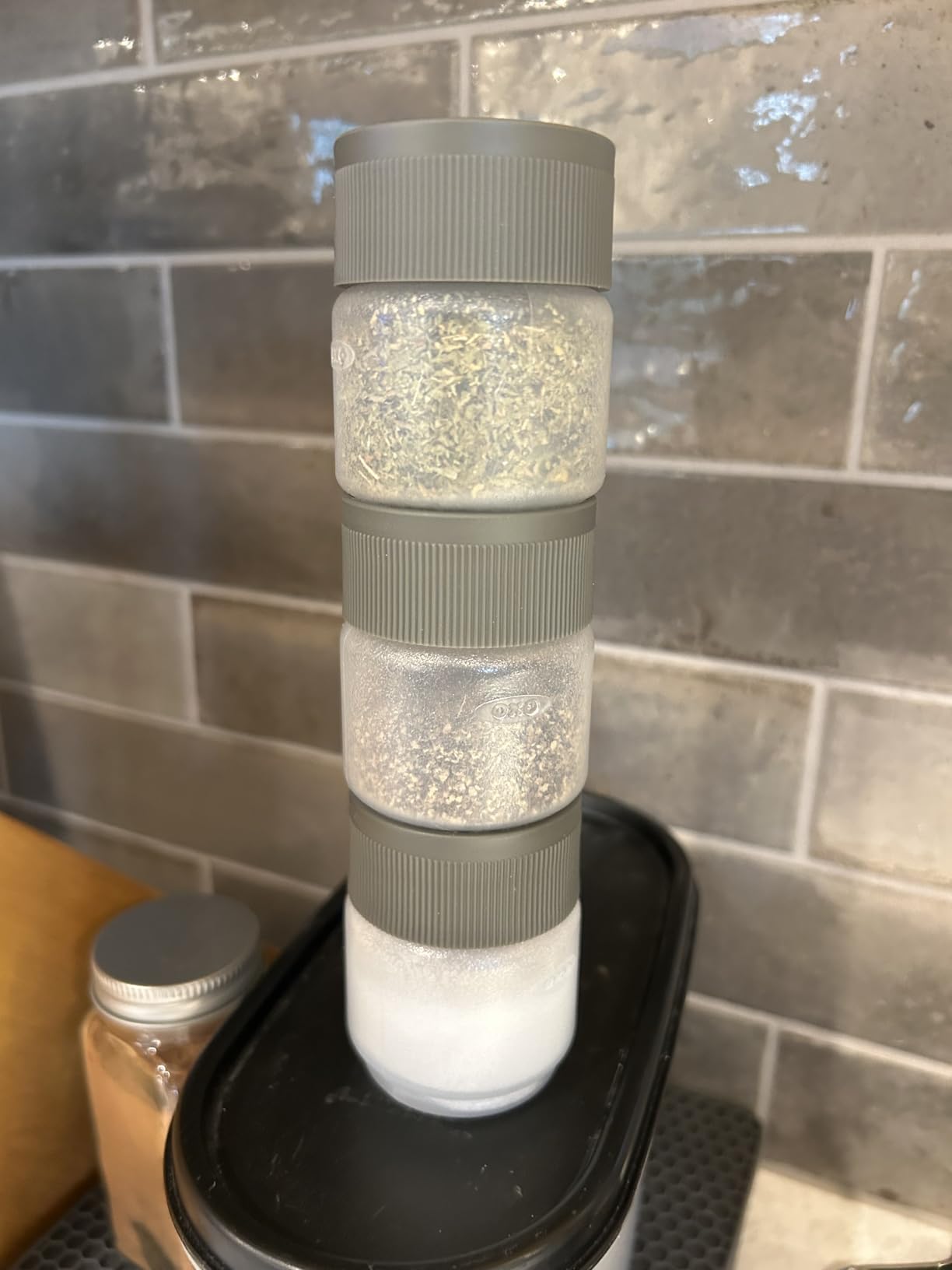 OXO Outdoor 4-Piece Spice Shaker Set customer photo 2