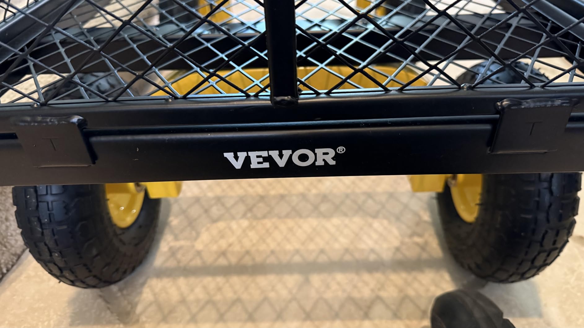 VEVOR 500 Lbs Steel Garden Cart, Heavy Duty Garden Wagon Cart Pullable on Wheels, Metal Yard Utility Wagon Carts with 10