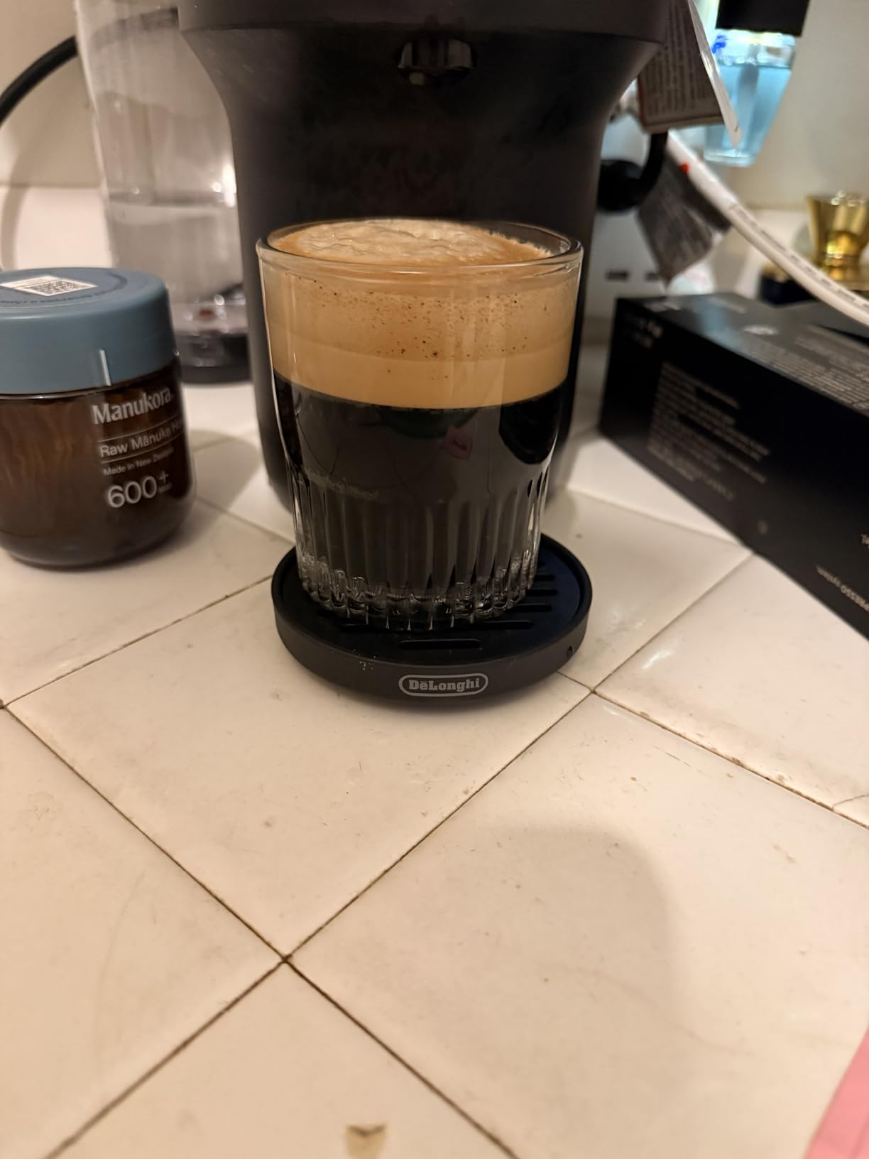 Vertuo Pop+ Coffee and Espresso Machine by De'Longhi, Liquorice Black customer photo 2