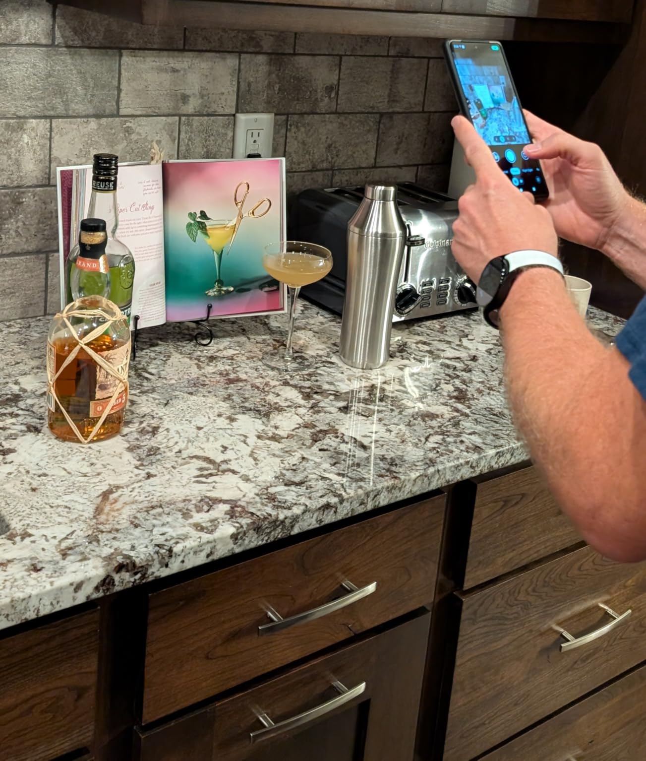 The Eras Pour: The Unofficial, Ultimate Taylor Swift Cocktail Book customer photo 1