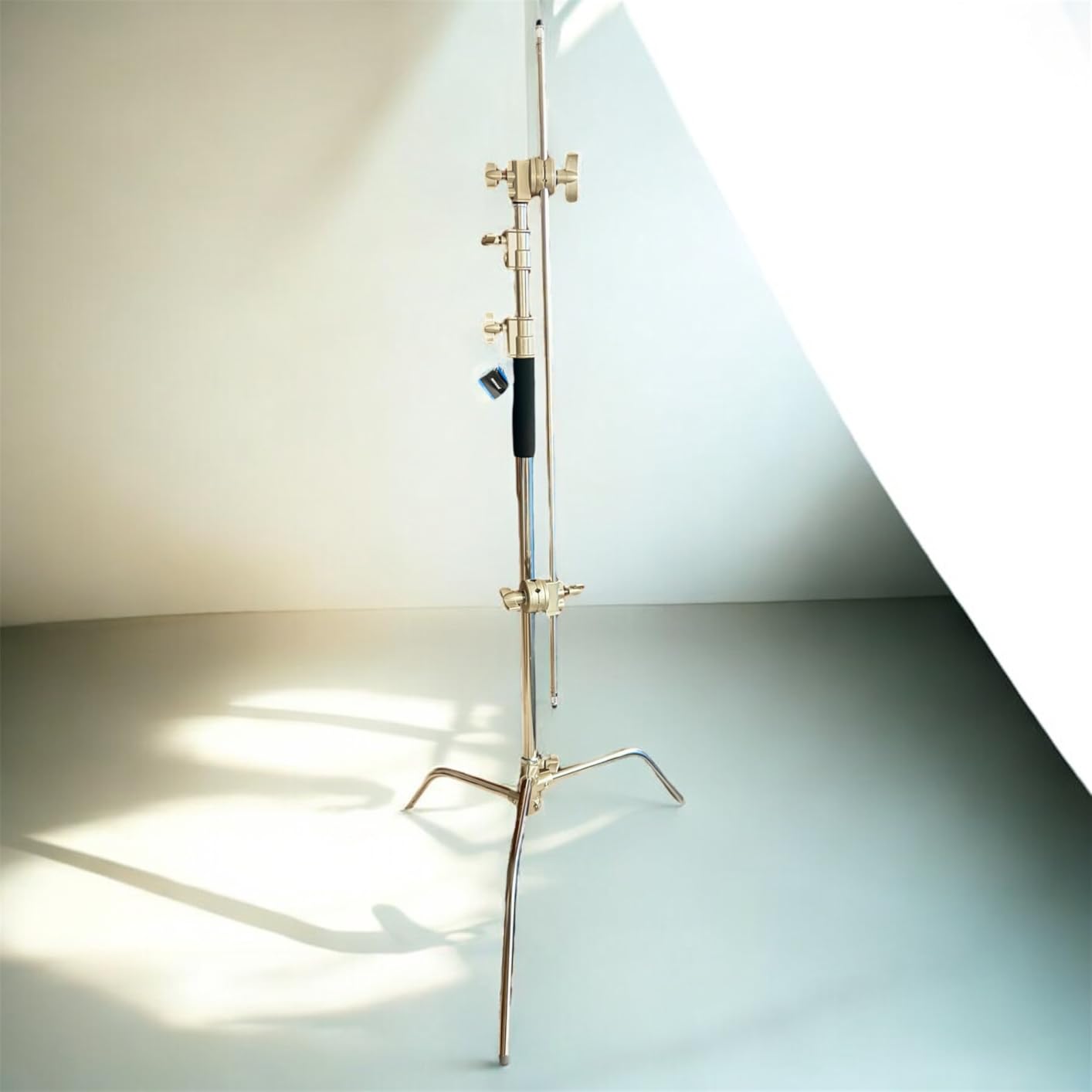 NEEWER Basics 100% Stainless Steel Heavy Duty C Stand with Boom Arm, Max 10.5ft/320cm Photography Light Stand, 4.2ft/128cm Holding, 2 Grip Heads for Studio Monolight Softbox Reflector, SC320 Lite customer photo 2