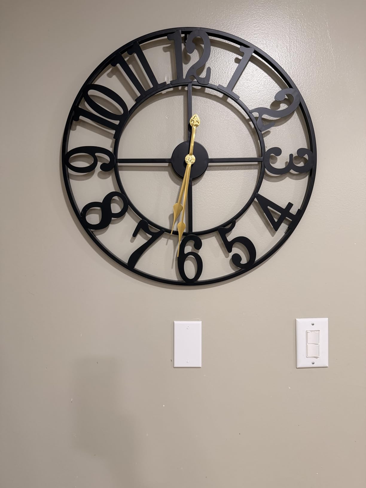 Large Outdoor Clock, 30 Inch Silent Non-Ticking Battery Operated Outdoor Wall Clock, Black Modern Metal Wall Clock for Patio, Porch, Pool Area, Kitchen, Bedroom, Living Room, Farmhouse Decor customer photo 1