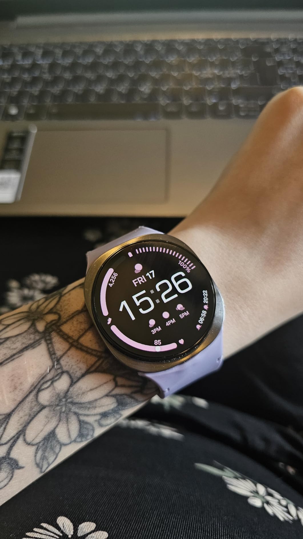 Galaxy Watch 8 (2025) 40mm Bluetooth Smartwatch, Cushion Design, Fitness Tracker, Sleep Coaching, Running Coach, Energy Score, Heart Rate Tracking, Graphite [US Version, 2 Yr Warranty] customer photo 2