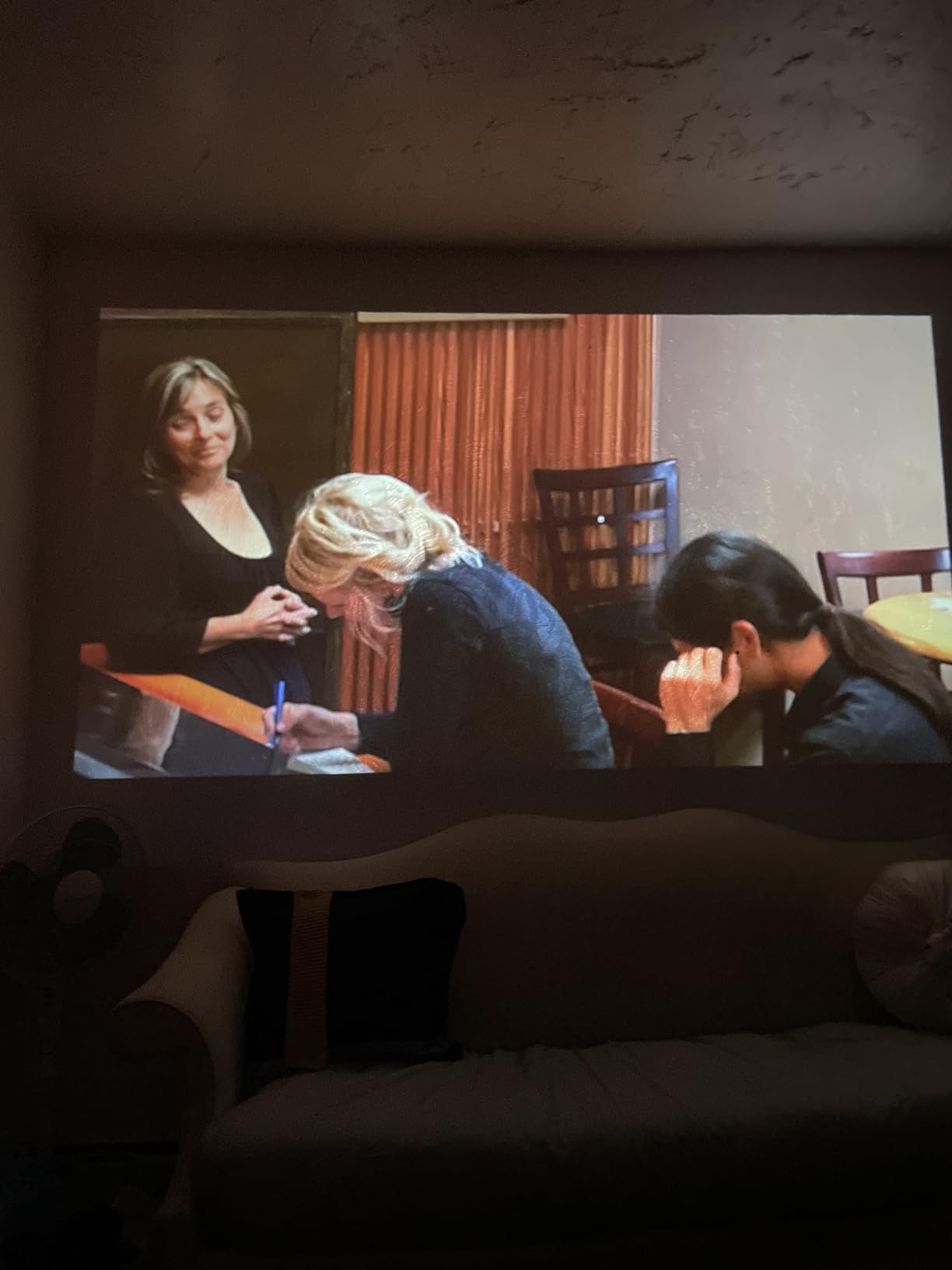 【Built-in APPS & Electric Focusing & 210° Rotation】Mini Projector With Wifi And Bluetooth, 1080P Portable Projector, Movie Projector for Bedroom, Supports Smartphones/TV Stick/iPad/PS5/Laptop/HDMI/USB customer photo 2