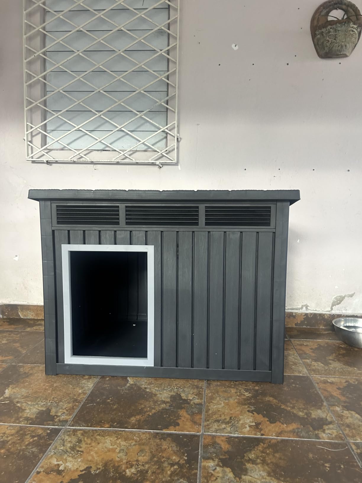 Fancyango Large Dog House for Indoor & Outdoor - Weatherproof & Removable Roof, Fits Small to Large Dogs customer photo 1