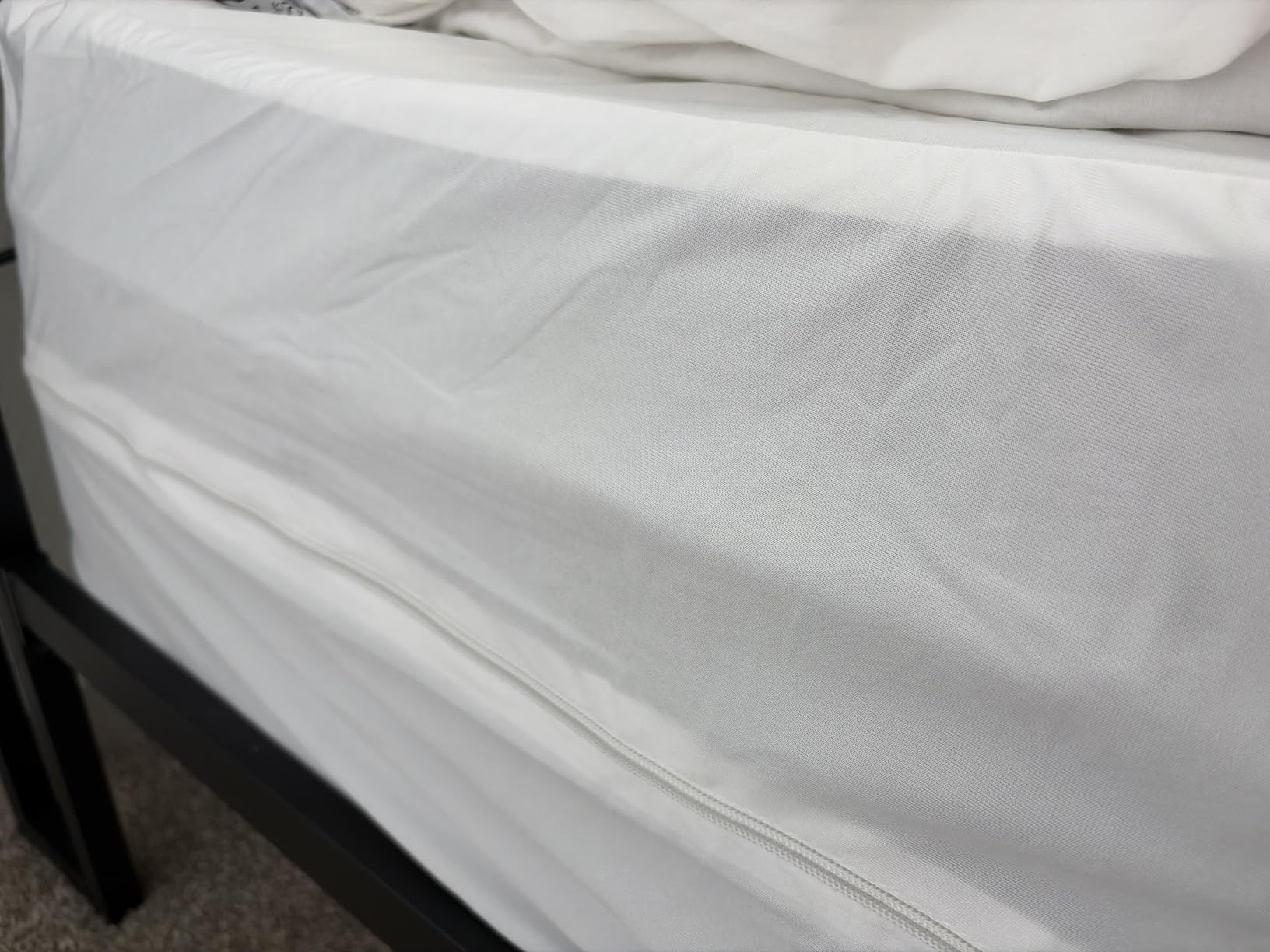 Firm Queen Size Mattress, 14 Inch Hybrid Bed Mattresses for Back Pain Relief Extra Lumbar Support Motion Isolation with 760+ Pocket Springs, Fiberglass-Free 365 Night Trial customer photo 1