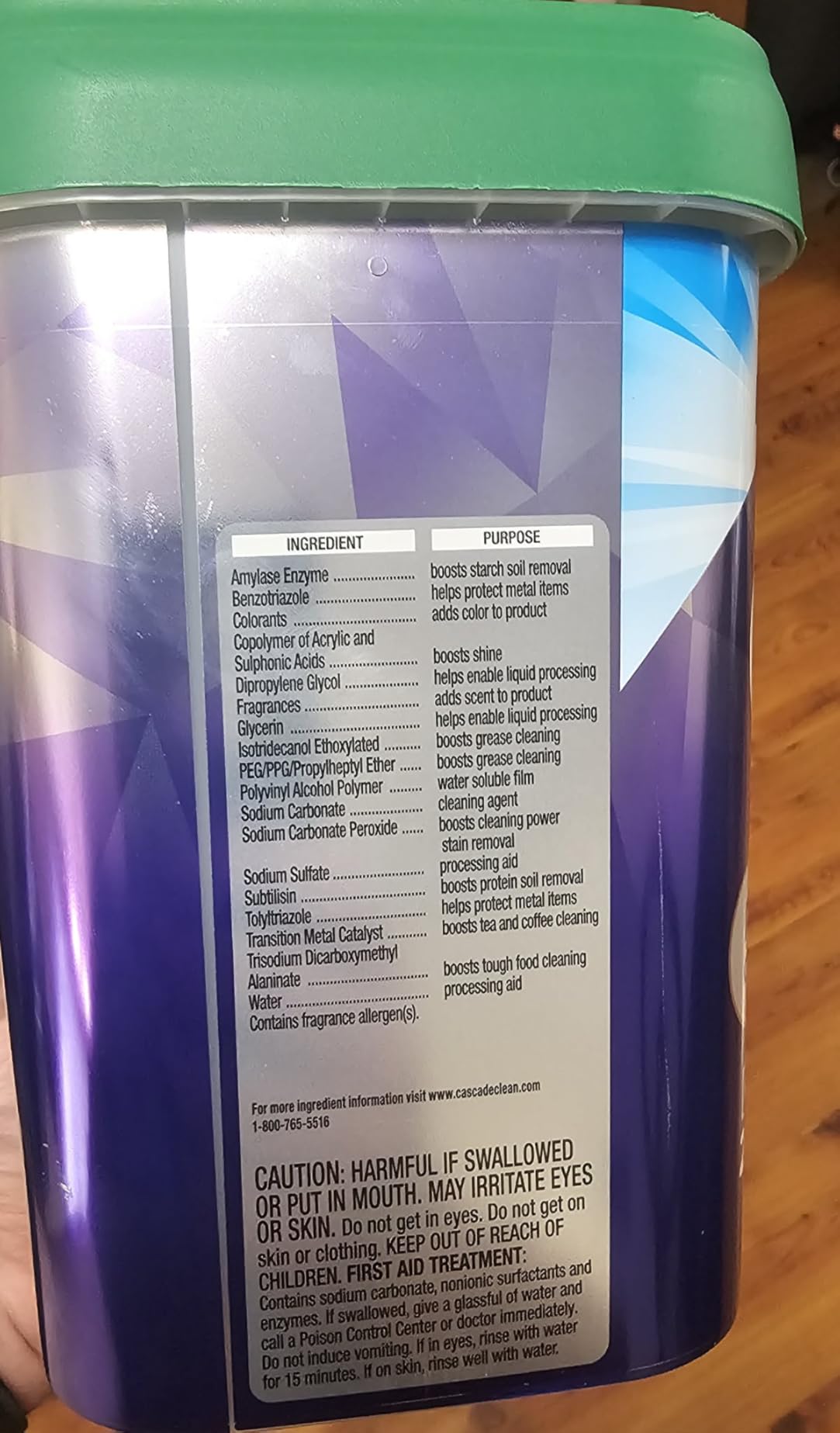 Cascade Platinum Plus Dishwasher Pods, Dish Detergent Soap, Clean Scent, 62 Count customer photo 1