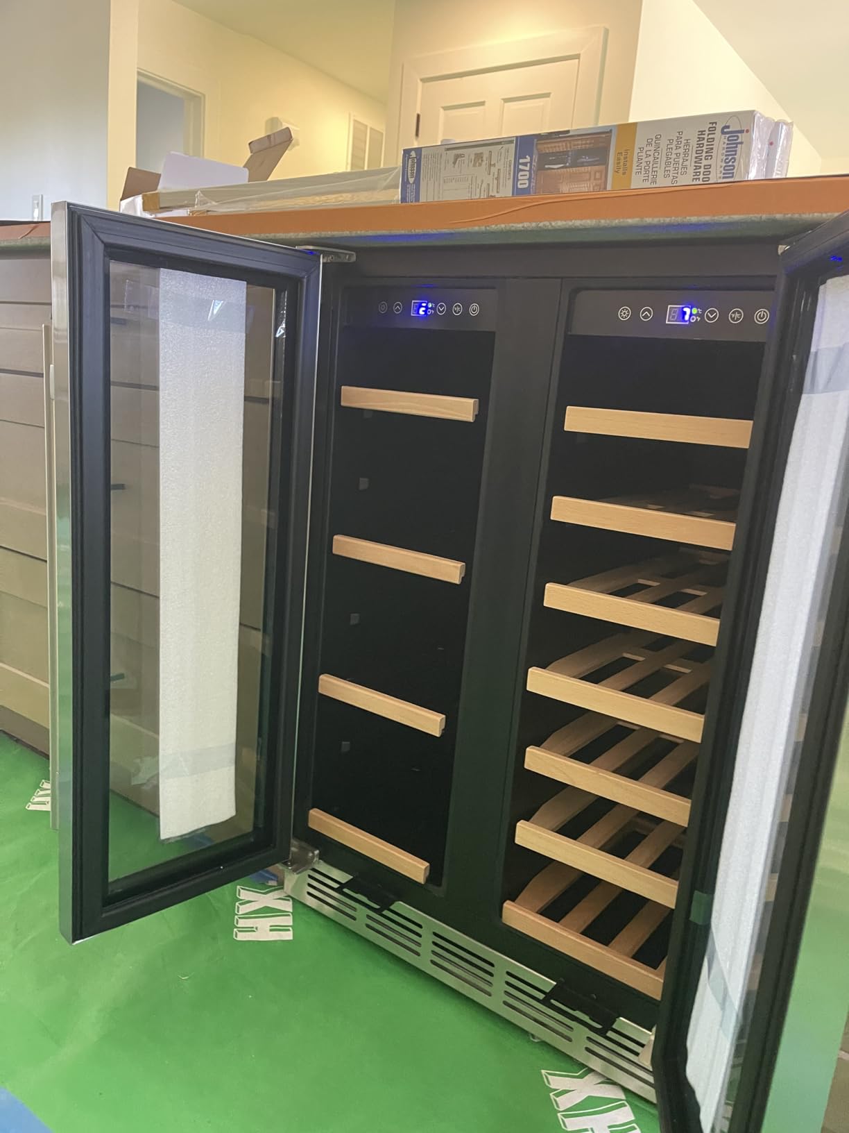 24 Inch Outdoor Beverage Refrigerator, Stainless Steel Beverage Fridge 180 Can Under Counter Built-in/Freestanding, Waterproof, Fast Cooling, Low Noise - Outdoor Refrigerator for Home and Patio customer photo 2