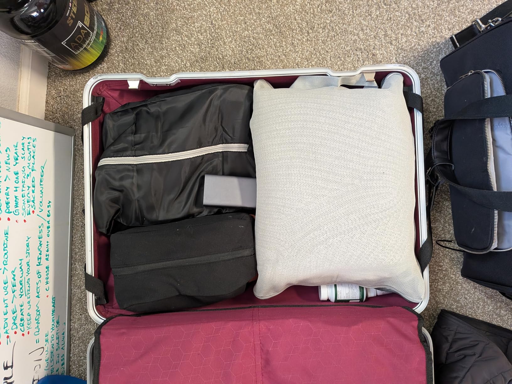 Veken 9/11 Set Compression Packing Cubes for Travel Essentials, Compressible Expandable Large Luggage Suitcase Organizer Bags for Clothing (Beige) customer photo 2