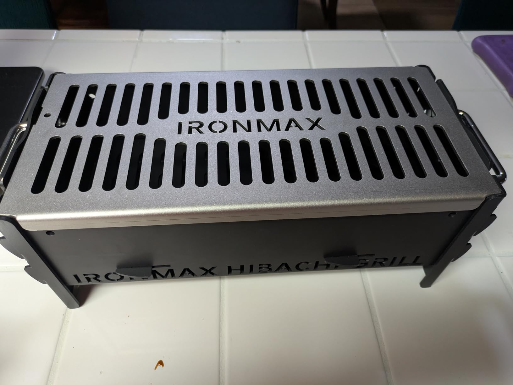 IRONMAX Portable Folding Hibachi Grill, Heavy Duty Charcoal & Wood-Burning Campfire Grill for Outdoor Cooking, Camping Yakitori, Patio & Backyard - 16