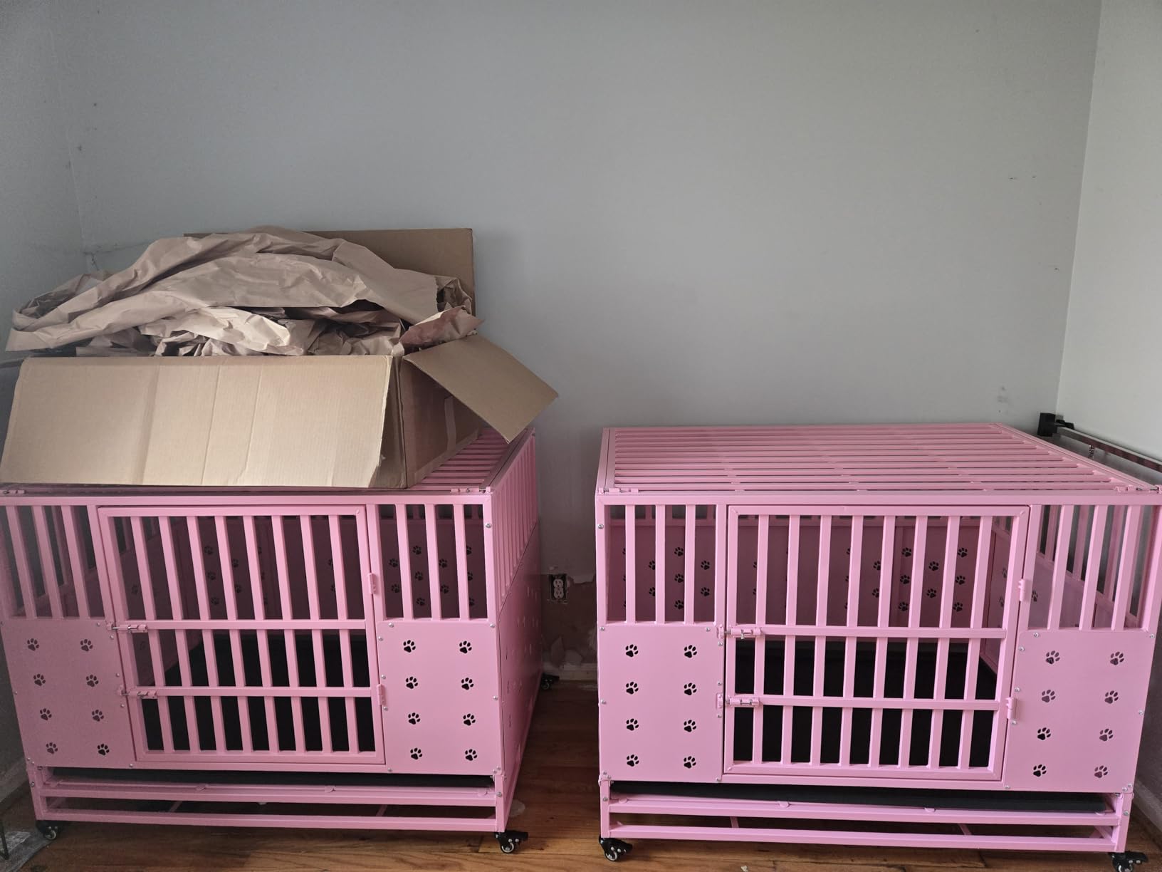Cammoo 48'' Heavy Duty Dog Crate for Large Dogs, Upgraded Chew-Proof Panels, Comfort-Widened Floor Panel, Dog Kennel Indoor, Adjustable Internal Height, Easy-Access Wide Door, 4 Lockable Wheels customer photo 1
