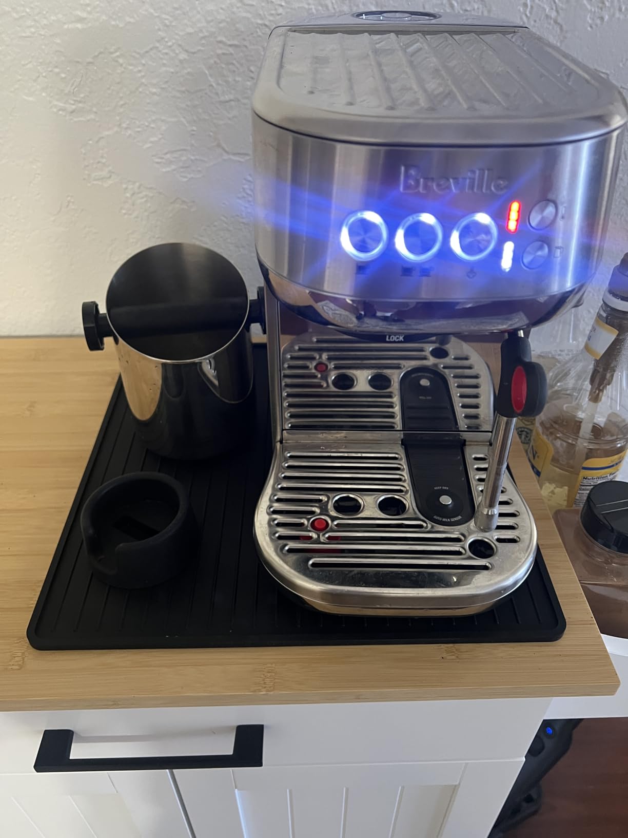 Silicone Coffee Machine Mat for Breville 870/880, 13.78 x 13.78inch Small, 0.24in Raised Lip Spill-proof, Under Espresso Maker, Non Slip Coffee Pot Bar Station for Countertop Kitchen, Black customer photo 1