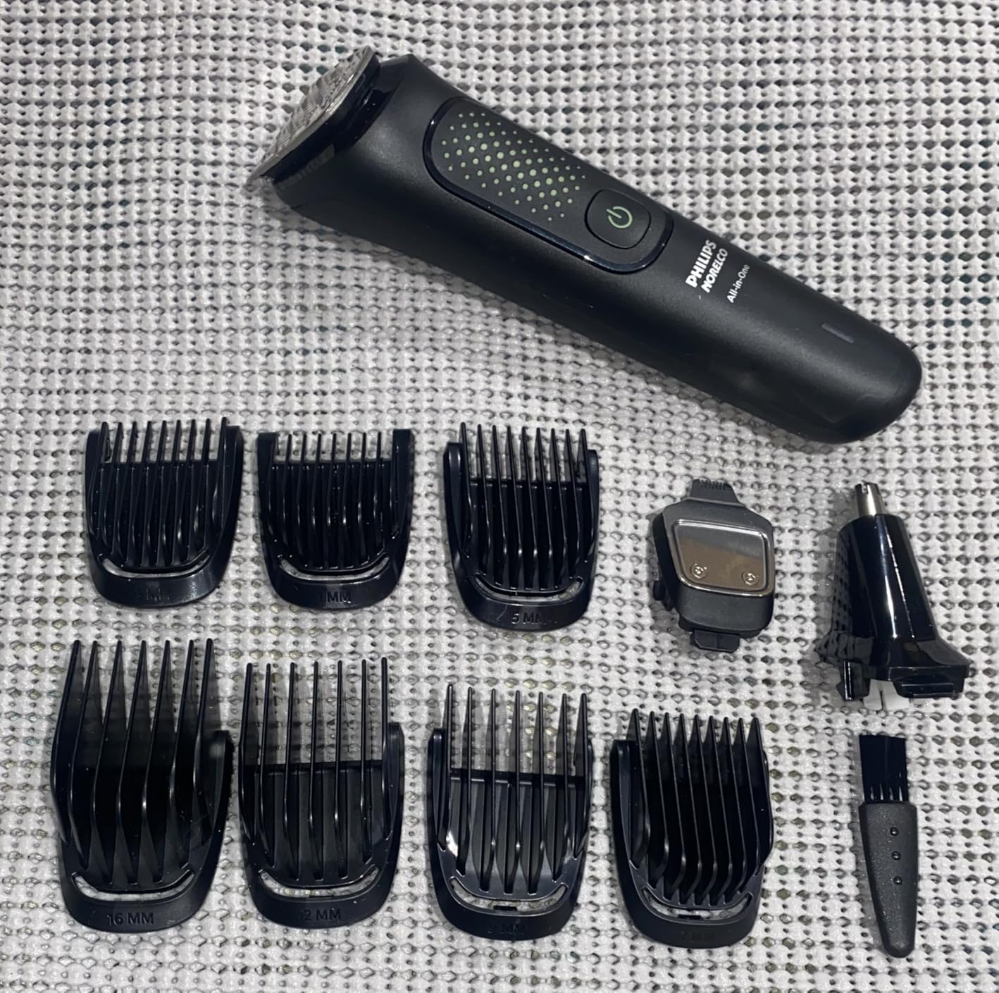 Philips Norelco All-in-One 3000 Series 13 in 1 Trimmer, Beard Styler & Men's Hair Clipper, 9 Length Settings & Self-Sharpening Skin-Friendly Blades, MG3919/50 customer photo 1