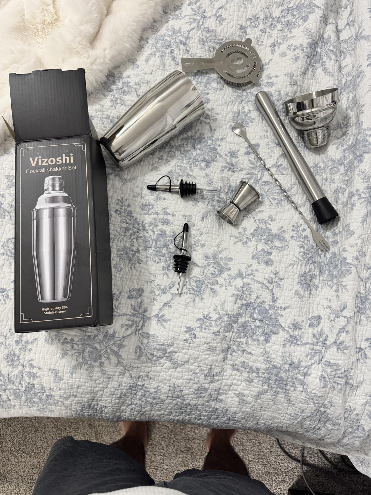 Cocktail Shaker Set Bartender Kit, Professional Bar Set, Martini Shaker, Jigger, Strainer, Mixer Spoon, Muddler, Liquor Pourers Ideal Bar Accessories for Home, Gift for Christmas, Birthday, Beginners customer photo 2