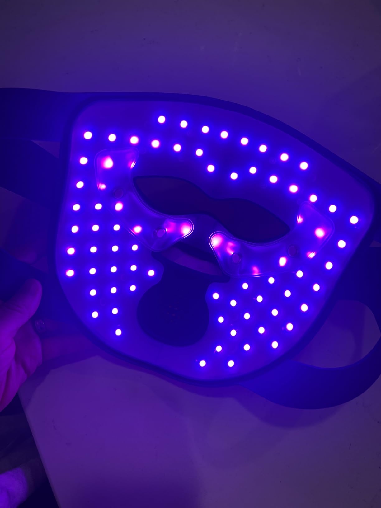 INIA Glow 4D Wireless Red Light Therapy Mask for Face - Dual NIR, 320 LEDs, 4 Modes, Under-Eye Cooling, Cordless & Rechargeable LED Face Mask for Home & Travel, Blue customer photo 1