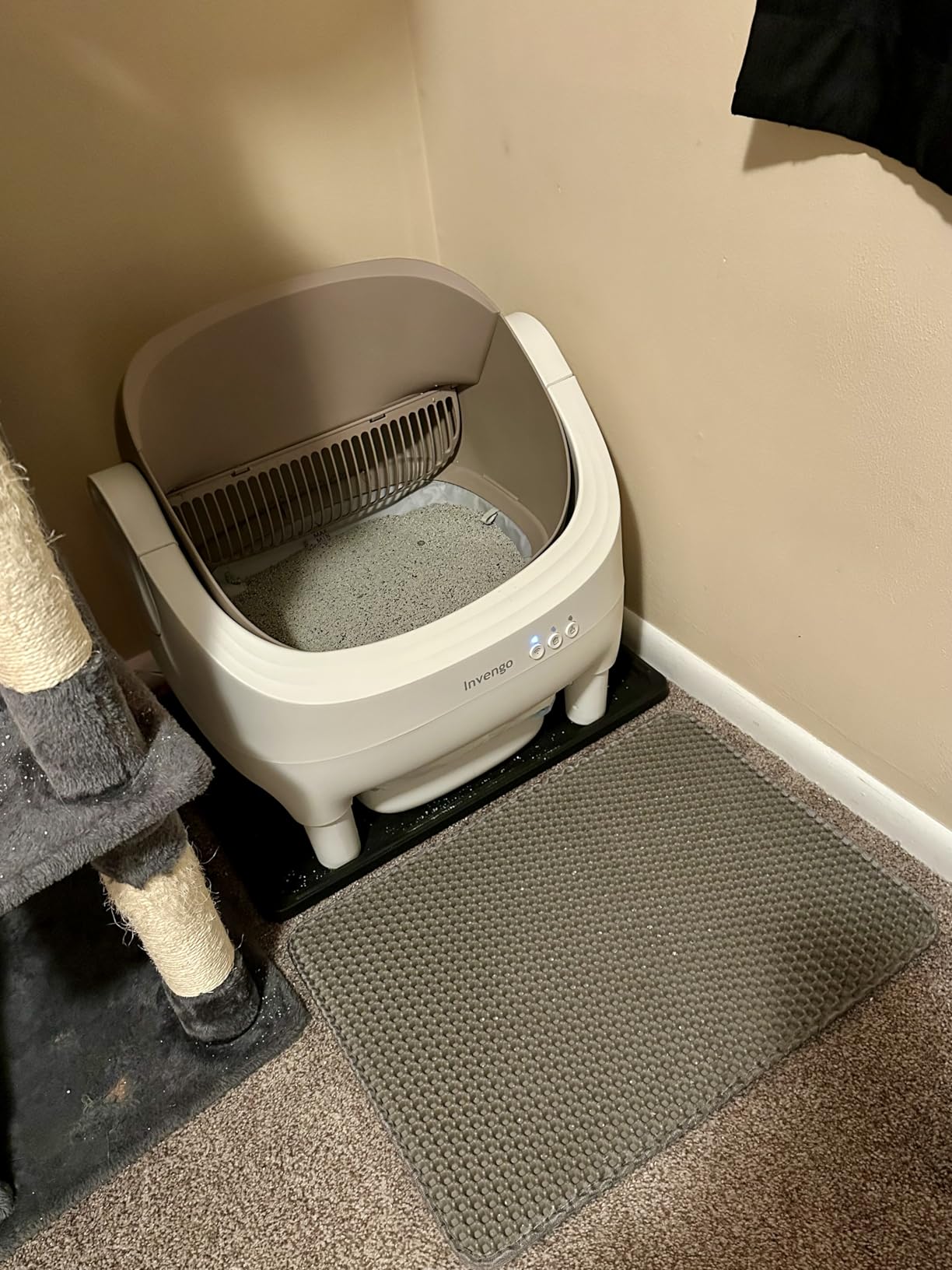 Invengo Automatic Cat Litter Box Self Cleaning, App Control, Open-Top Automatic Litter Box with Safety Sensors, Ultra-Quiet, 10.5L Waste Bin with Odor Control, 2 Rolls of Garbage Bags, LightGrey customer photo 1