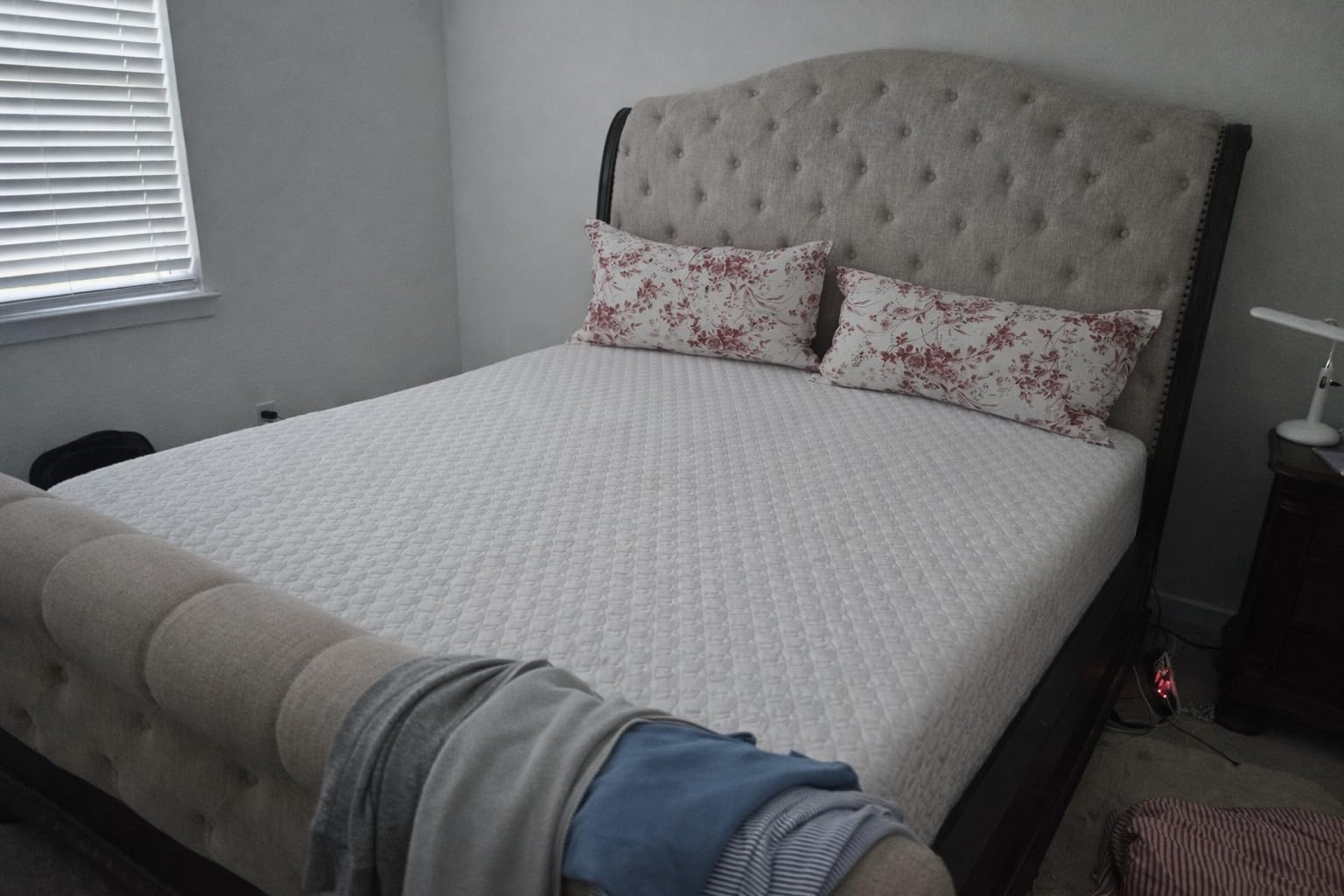 Neo Sleep Queen Size Mattress, 10 Inch Hybrid Comfort & Supportive Mattress in a Box, Cooling Gel Memory Foam and Pocket Springs with Pressure Relief, CertiPUR-US Certified, Medium Firm customer photo 1