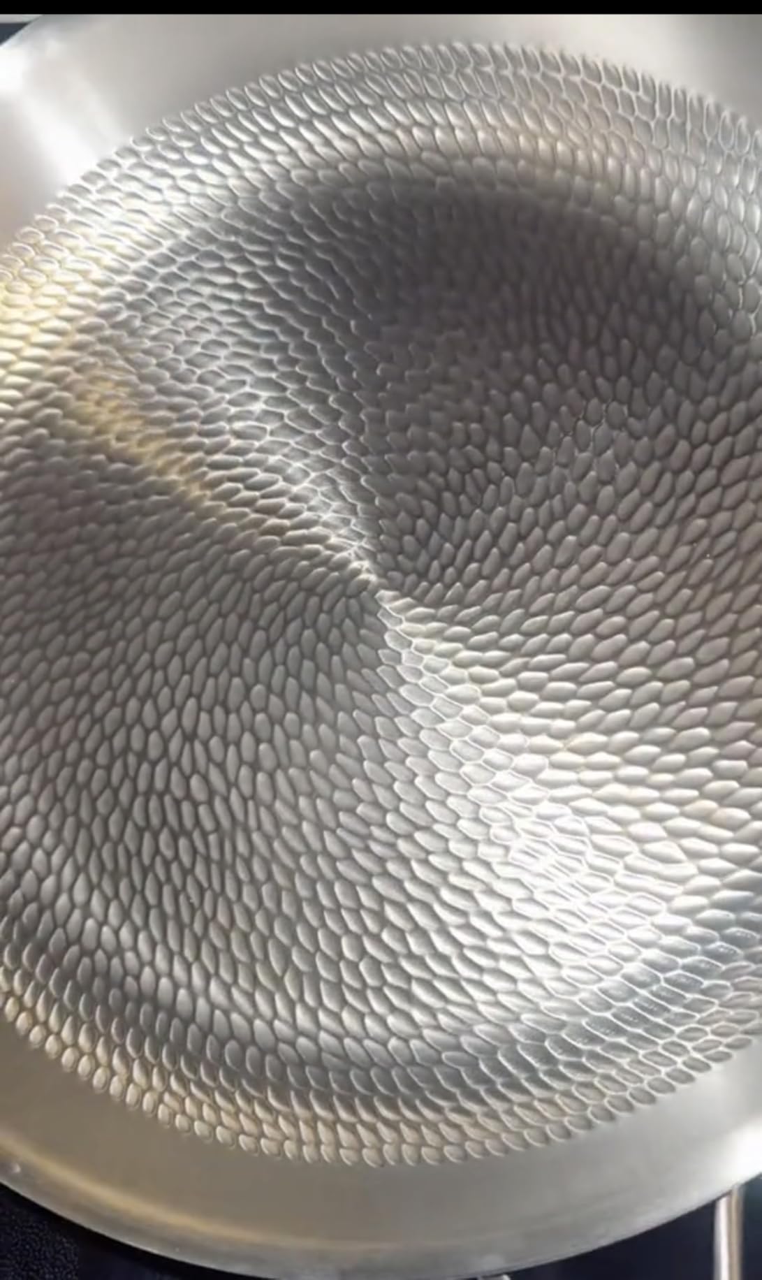 Titanium Pans set, 8+10+12Inch Pure Titanium Hammered Upgarde Pro with Two Lids, Non-Toxic Skillet for Cooking, PFAS/PFOA/PTFE Free Cookware, Dishwasher&Oven Safe, Kitchen Induction Compatible customer photo 2