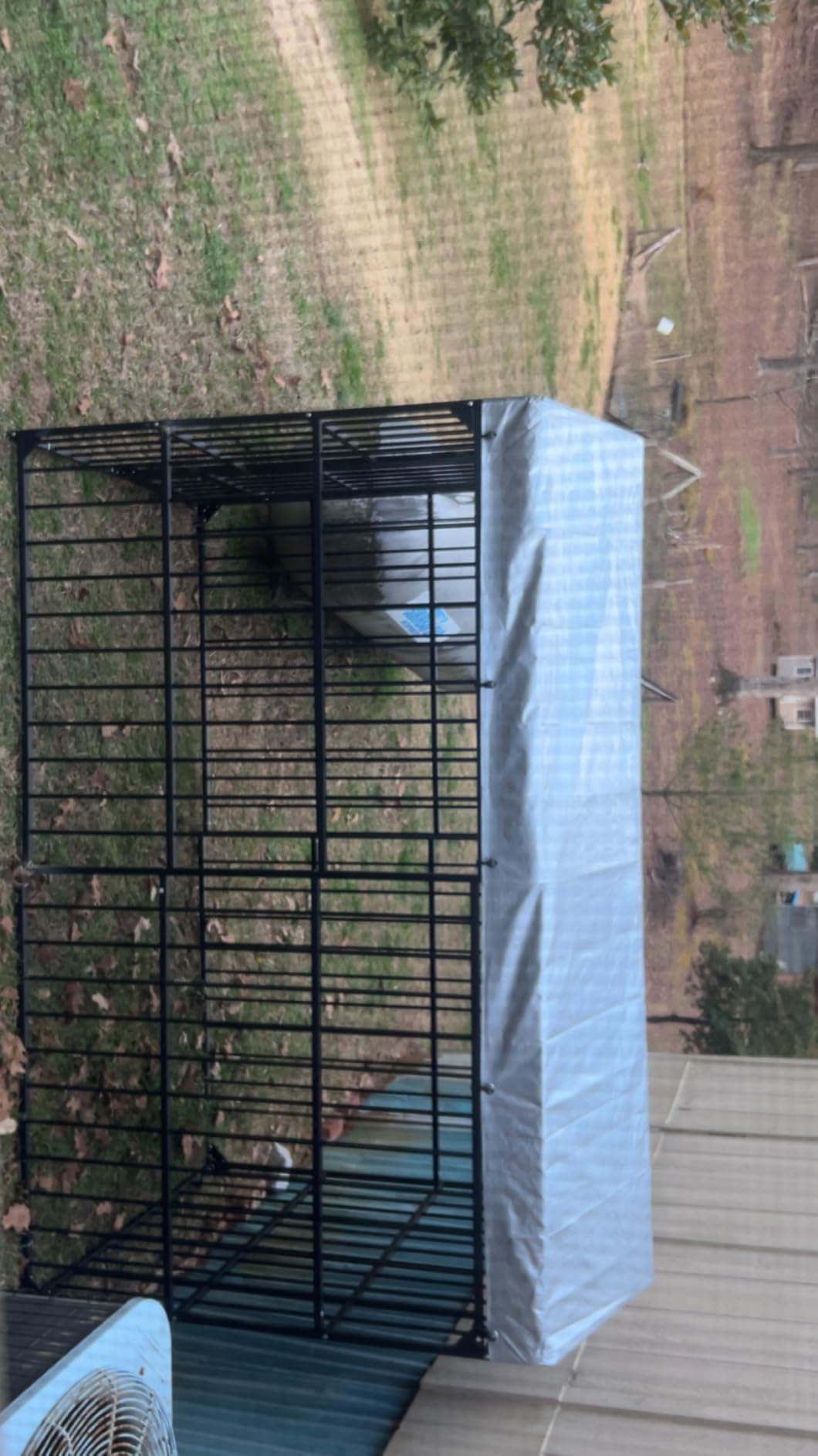YITAHOME Outdoor Dog Enclosure with Metal Dog Gate, 7.5'x7.5' Dog Kennel Outside with Roof, Dog Fence Outdoor for Yard customer photo 1