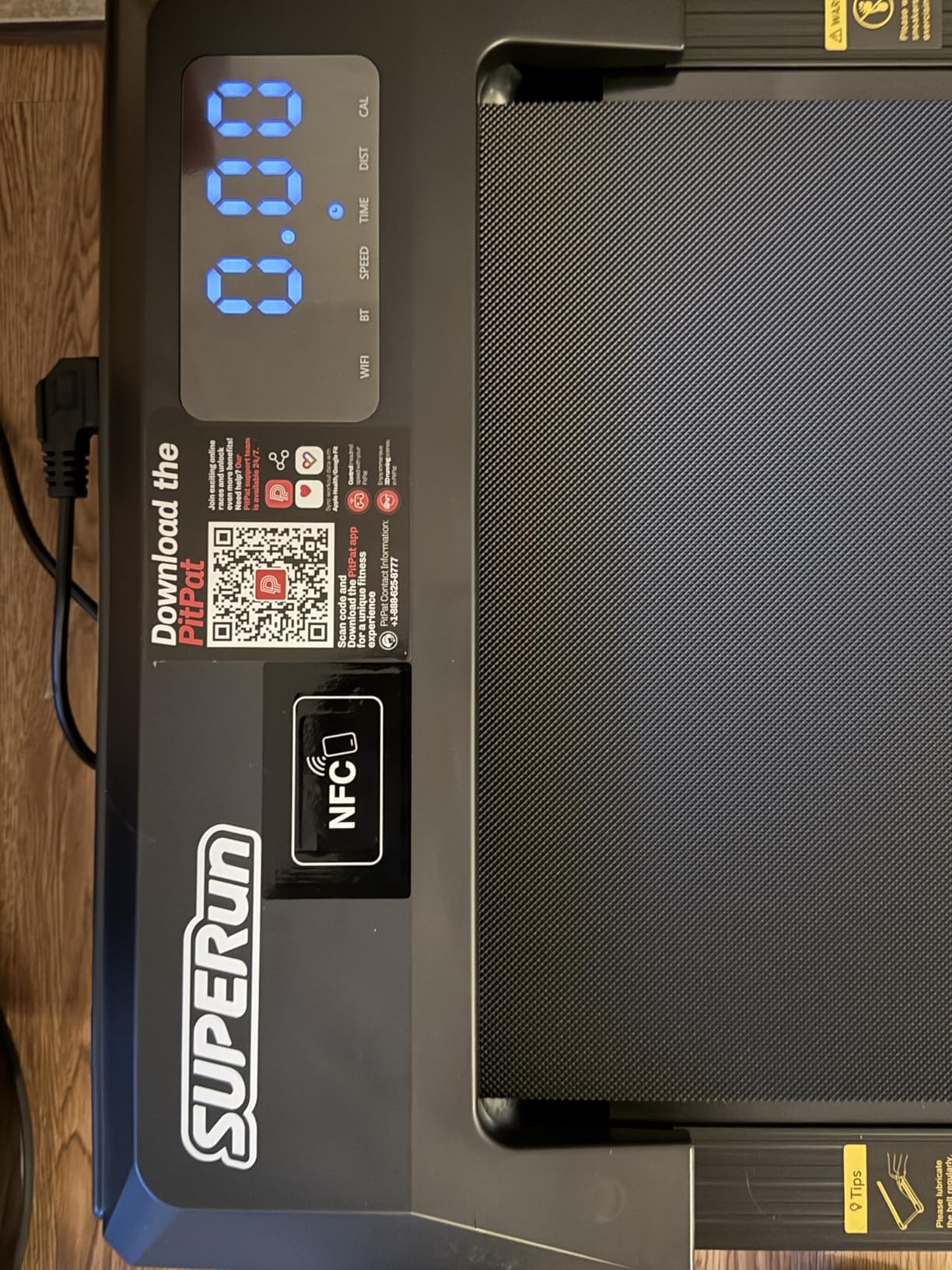 SupeRun Walking Pad, Under Desk Treadmill, 3 in 1 Portable Treadmill with Remote Control LED Display, 2.5 HP Quiet Walking Jogging Machine for Office Home, 300 Lbs Capacity customer photo 1
