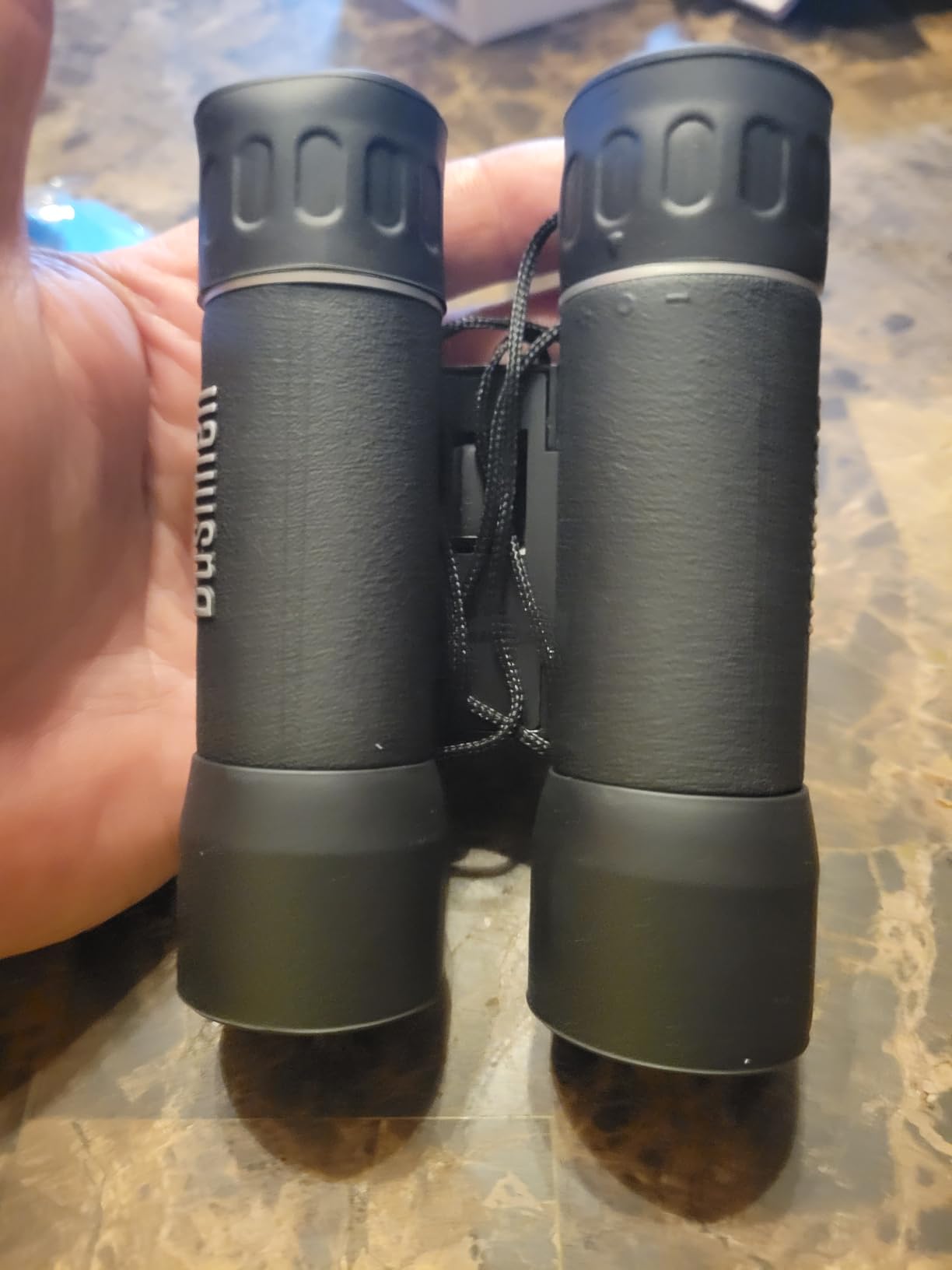 Bushnell 132516 Powerview 10x25 Compact Folding Roof Prism Binocular (Black) customer photo 2