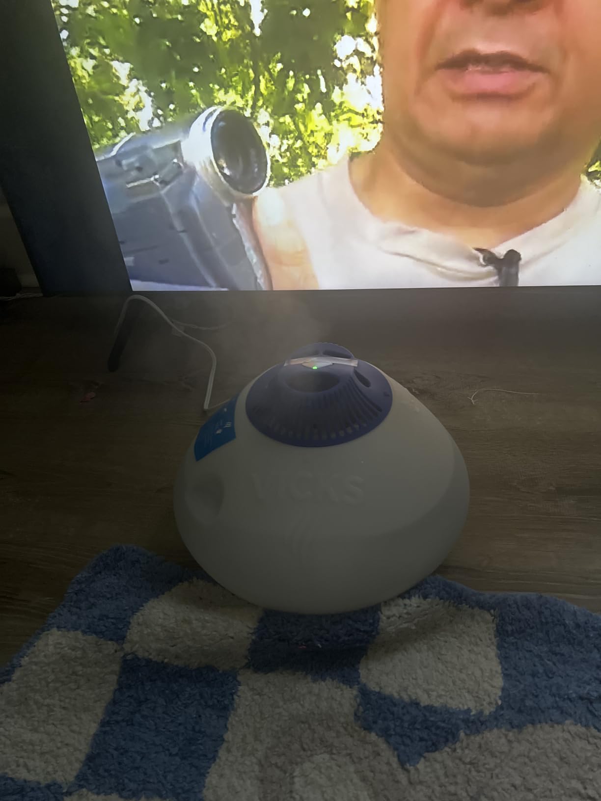 Vicks Warm Steam Vaporizer & Humidifier 1.5 Gallon Tank for Small and Medium Rooms, Night Light, Works with VapoPads and VapoSteam customer photo 2