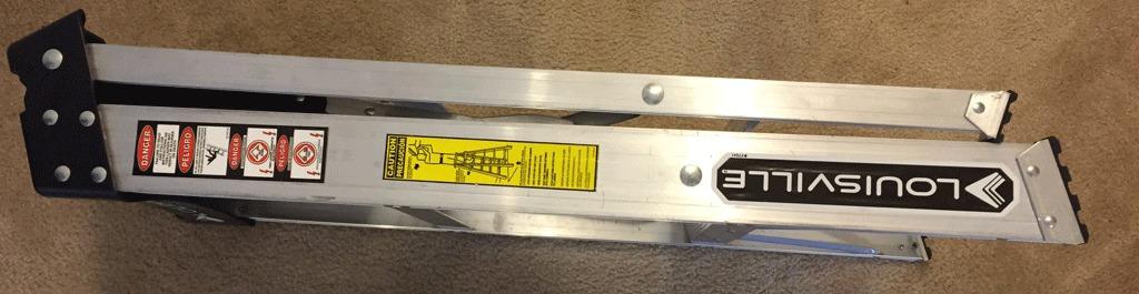 Louisville Ladder 2-Foot Aluminum Step Stool Industrial, 300-Pound Load Capacity, Type IA, AS3002 customer photo 1