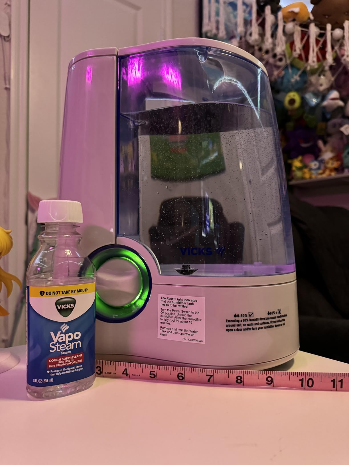 Vicks Warm Mist Humidifier Filter-Free 1-Gal Tank, Auto Shut-Off, Night Light, VapoPad and VapoSteam Compatible customer photo 1