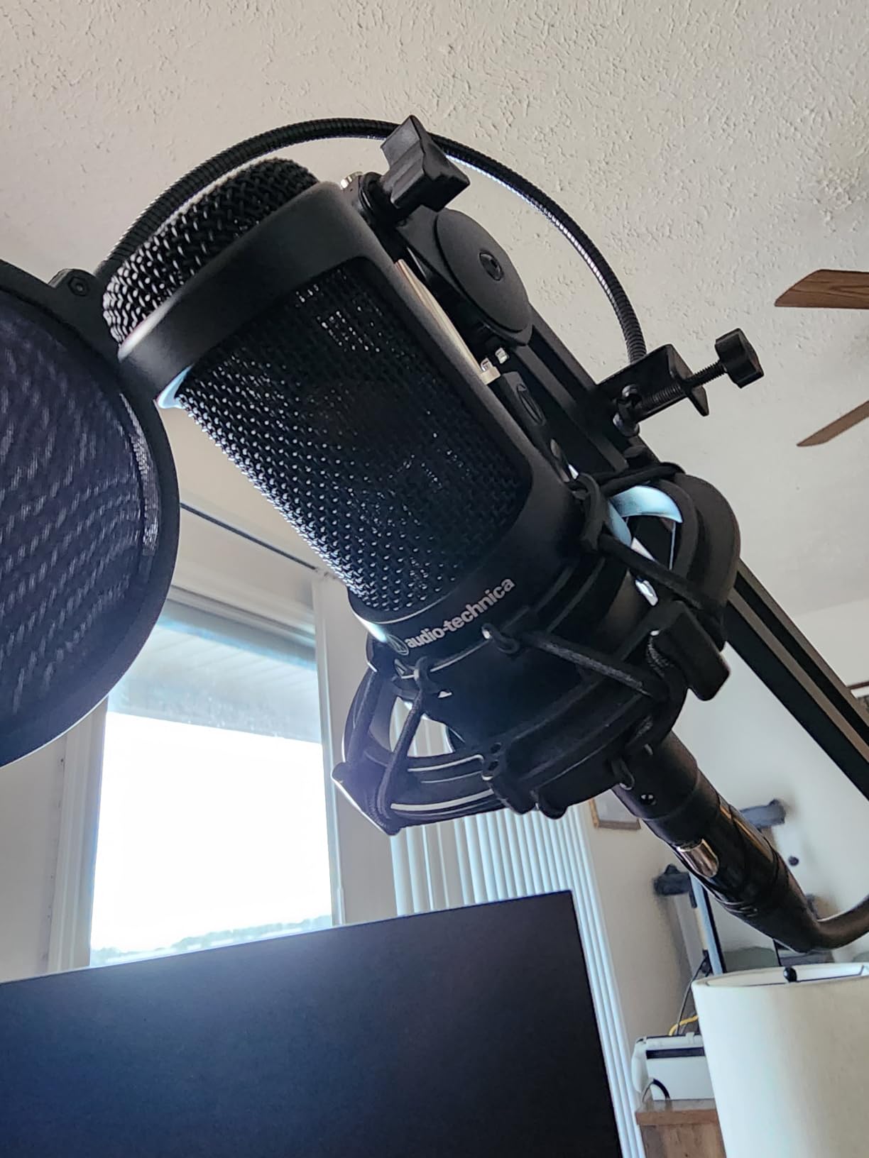 Audio-Technica AT2035 Cardioid Condenser Microphone with Custom Shock Mount customer photo 1