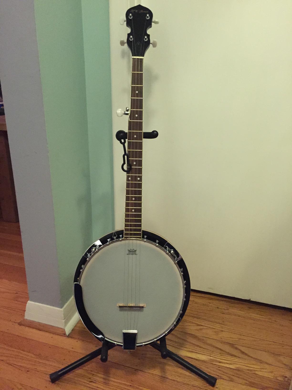 Jameson Guitars 5-String Banjo 24 Bracket with Closed Solid Back and Geared 5th Tuner customer photo 1