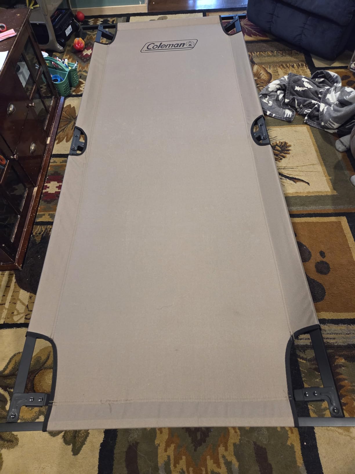 Coleman Trailhead II Large Folding Cot with Easy Setup & Takedown, Supports Adults up to 6ft 2in or 300lbs, Great for Camping, Lounging, Elevated Sleeping, Guests, & More customer photo 2
