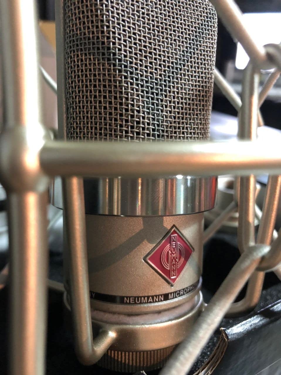 Neumann TLM 102 Large-Diaphragm Condenser Microphone - Nickel customer photo 1