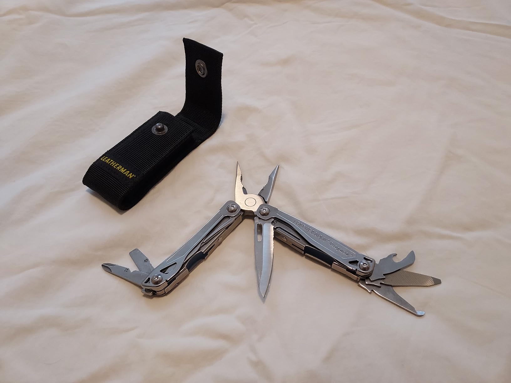LEATHERMAN, Wingman Multitool with Spring-Action Pliers and Scissors, Stainless Steel customer photo 1