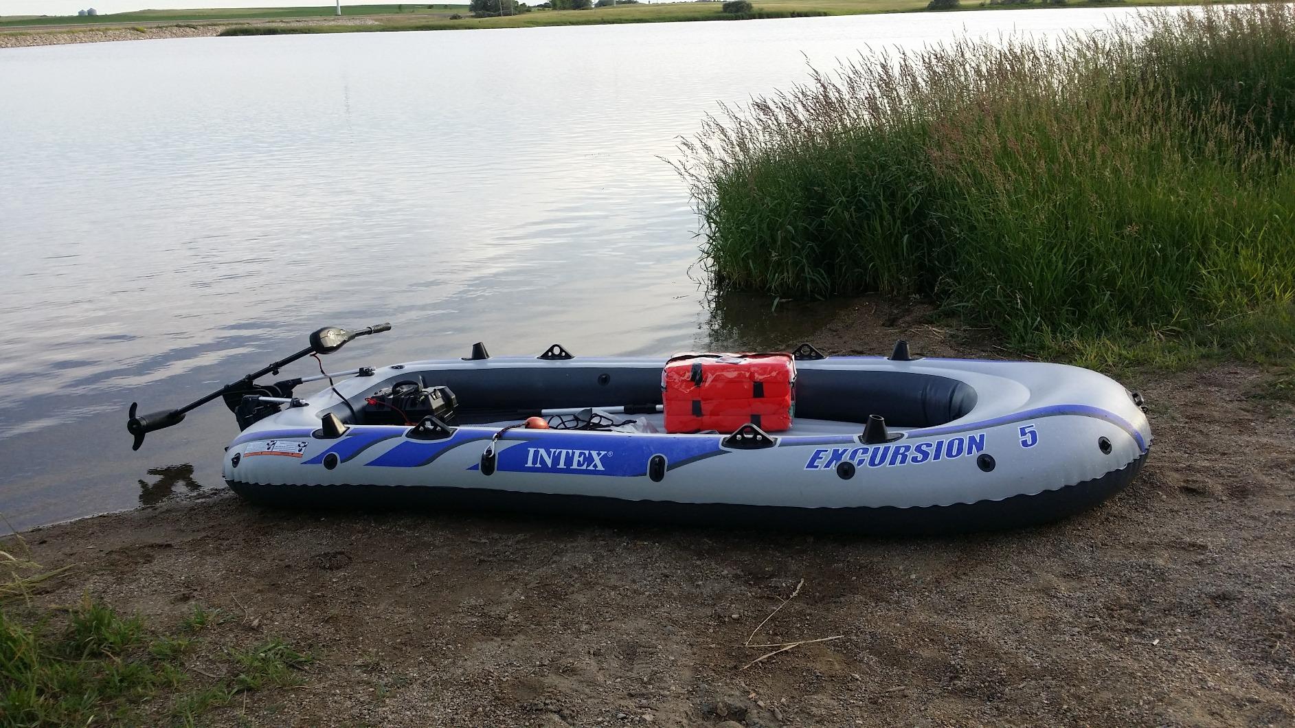 Intex 68324EP Excursion 4 Inflatable Boat Set: Includes Deluxe 54in Boat Oars and High-Output Pump - Adjustable Seats with Backrest - Fishing Rod Holders - 4-Person - 1100lb Weight Capacity customer photo 1