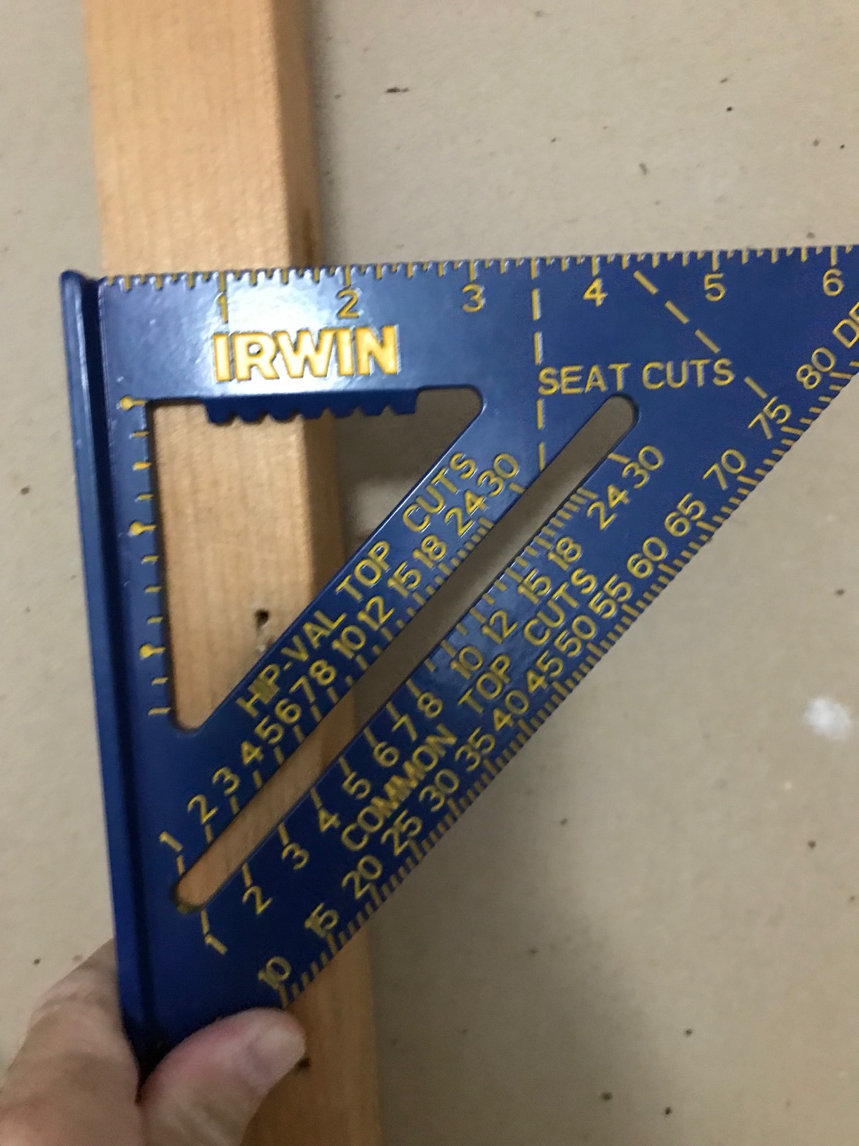 IRWIN Tools Rafter Square, Hi-Contrast Aluminum, Blue, 7-Inch customer photo 1