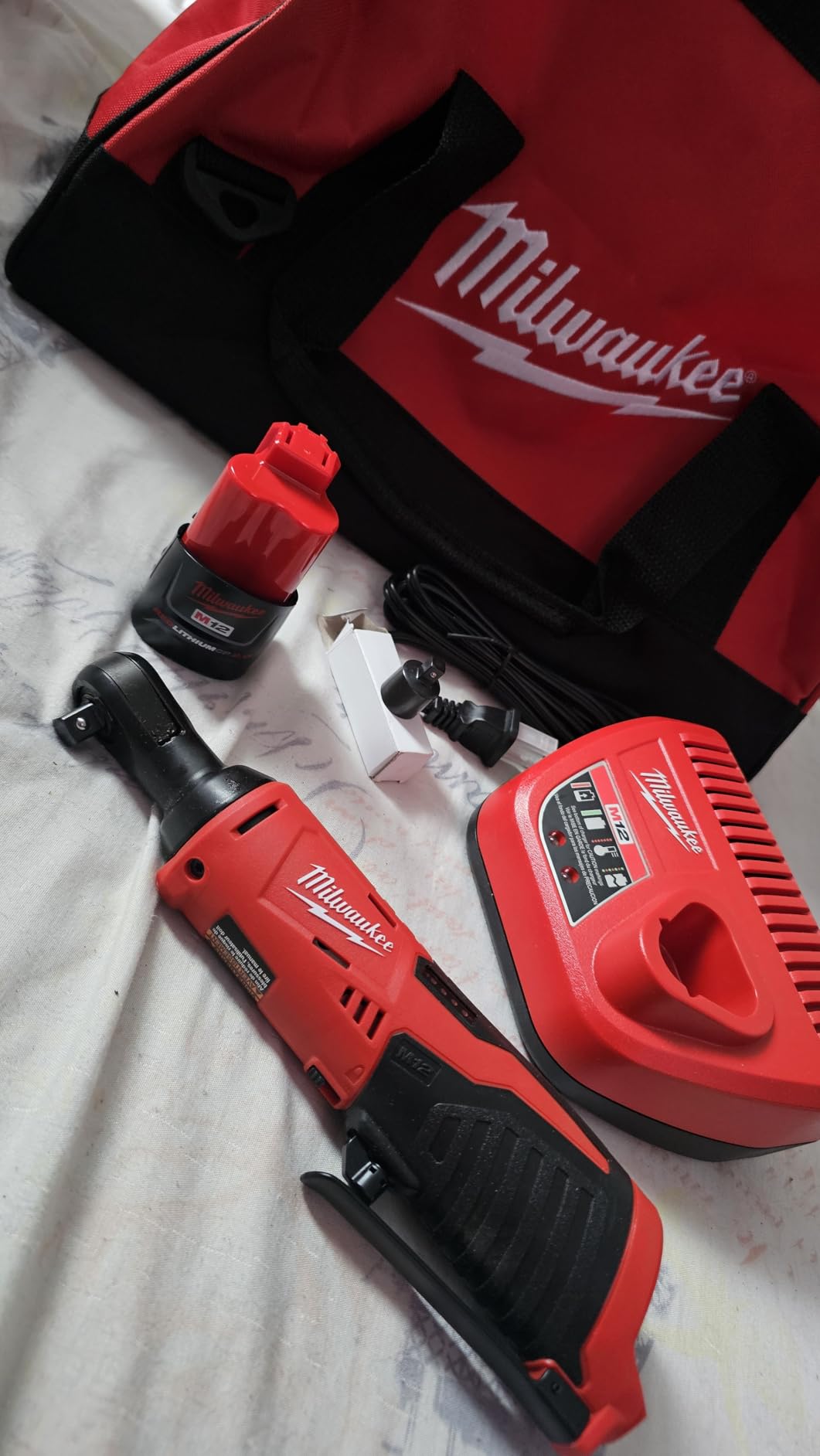 Milwaukee 2457-21 3/8-in Cordless M12 Lithium-Ion Ratchet Kit customer photo 1