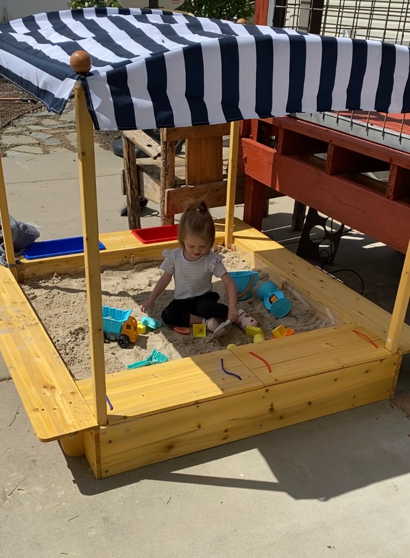 KidKraft Outdoor Covered Wooden Sandbox with Bins and Striped Canvas Canopy, Kids' Outdoor Furniture, Navy & White, Gift for Ages 2-8 customer photo 2