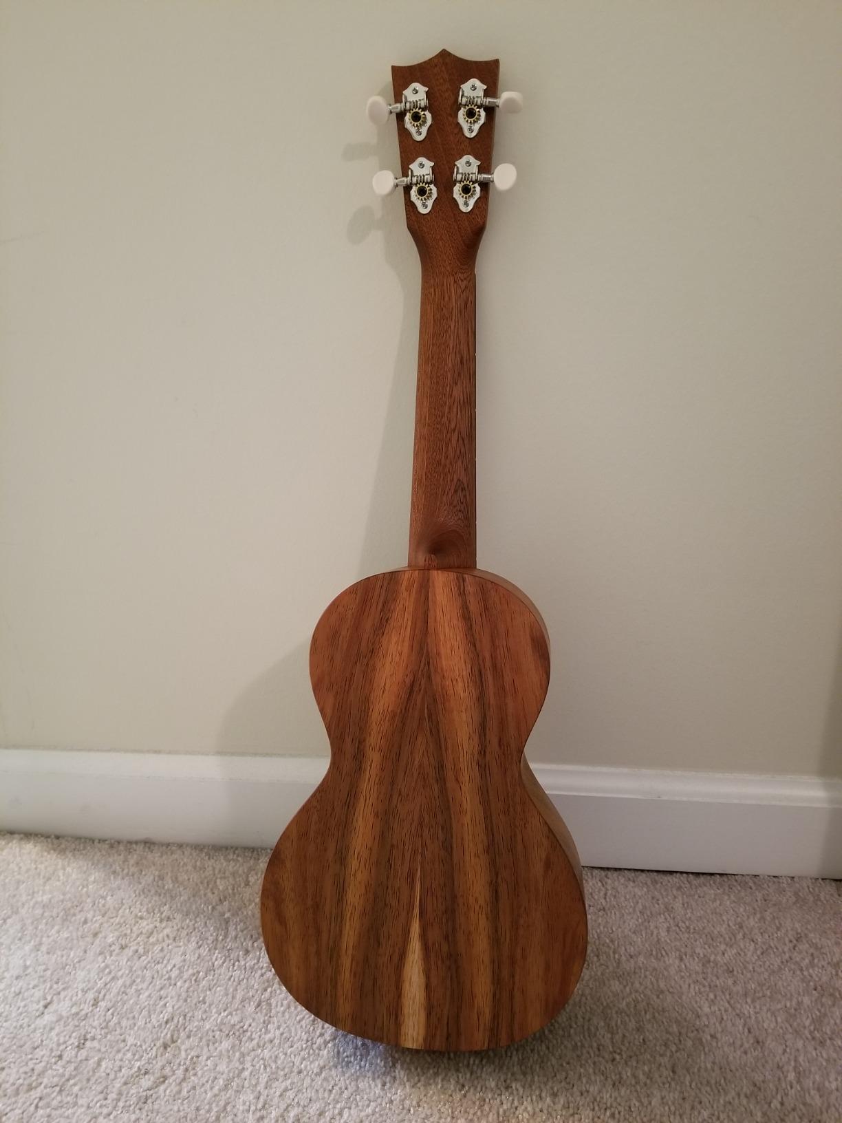 Martin Guitar C1K Acoustic Ukulele with Gig Bag, Hawaiian Koa Wood Construction, Hand-Rubbed Finish, Concert Ukulele Neck Shape with Standard Taper customer photo 2