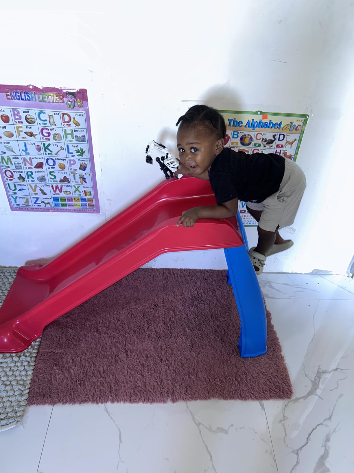 Little Tikes First Slide for Kids, Easy Set Up for Indoor Outdoor, Easy to Store, for Toddlers Ages 18 Months - 6 Years customer photo 1