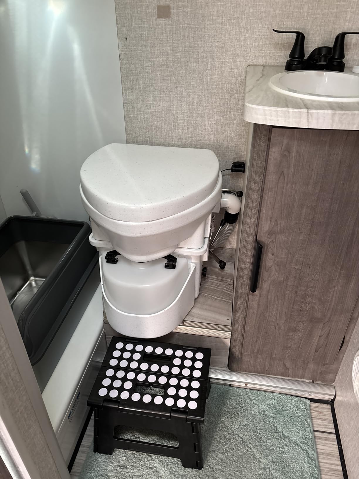 Nature's Head Self Contained Composting Toilet with Close Quarters Spider Handle Design customer photo 1