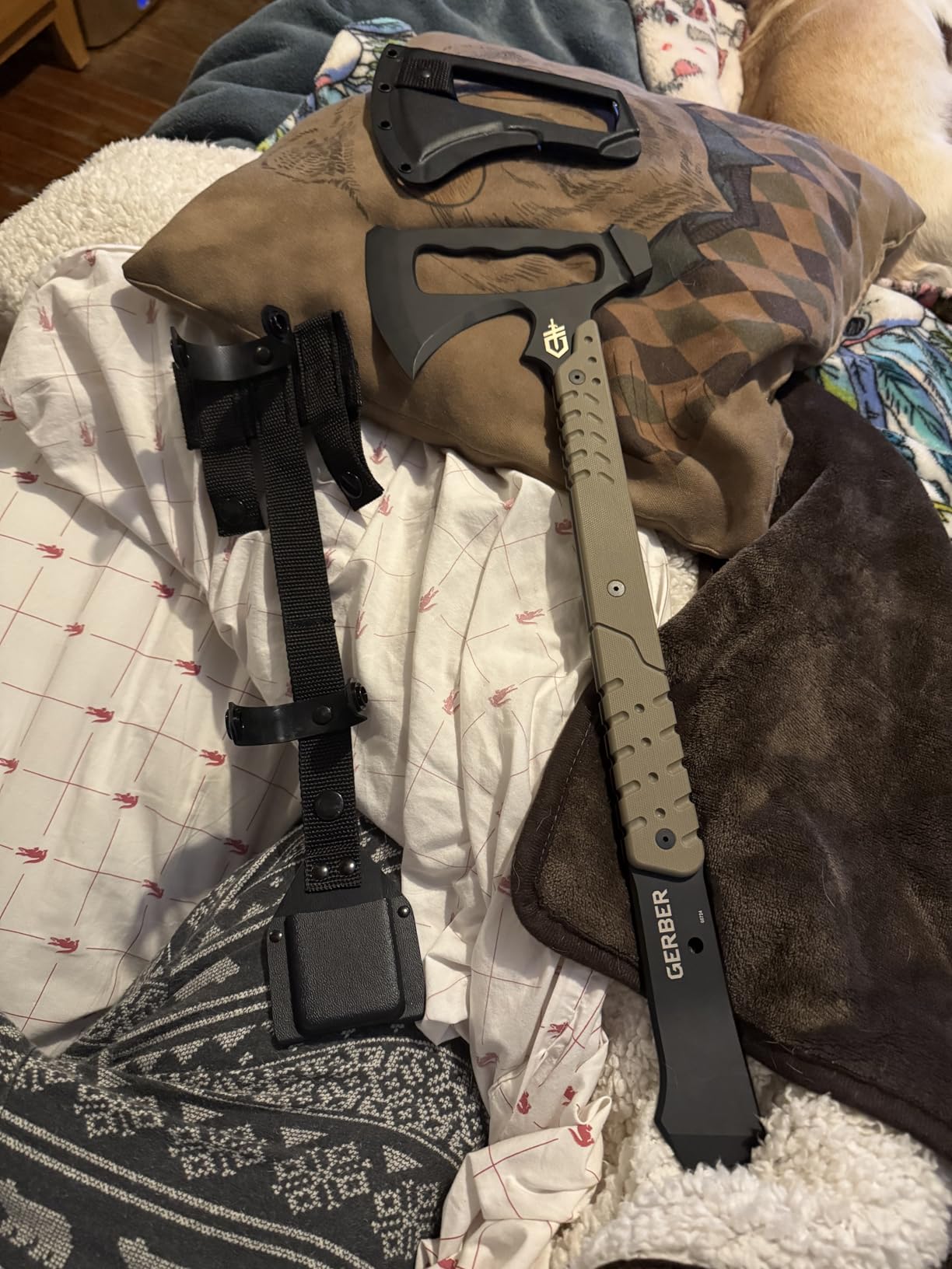 Gerber Gear Downrange Tactical Tomahawk Survival Multitool, Made in USA Camping Axe with Hammer Head and Steel Pry Bar, Includes Sheath with Integrated Molle Straps customer photo 1