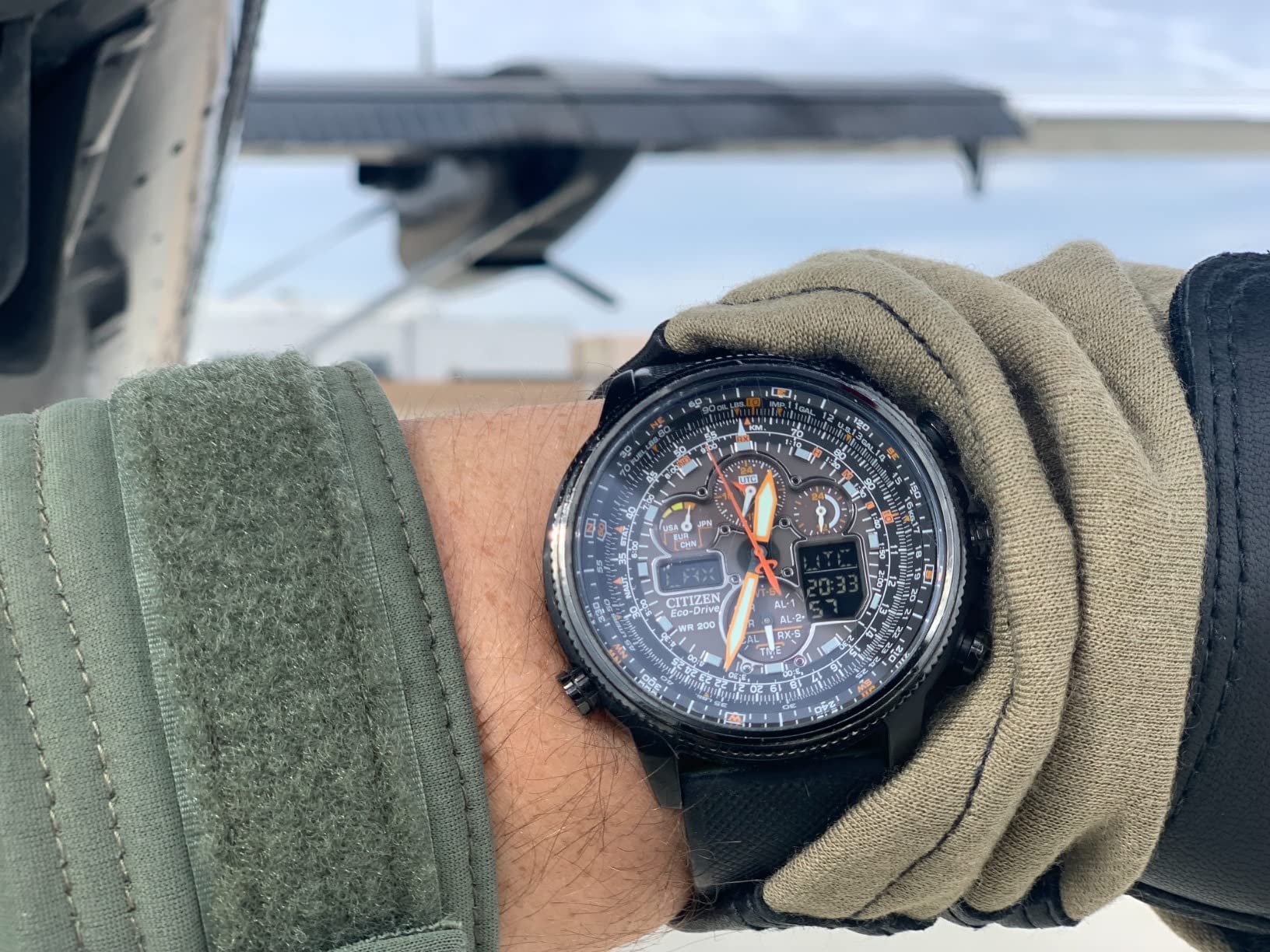 Citizen Men's Promaster Navihawk A-T Eco-Drive Pilot Watch, Atomic Timekeeping, Chronograph customer photo 1